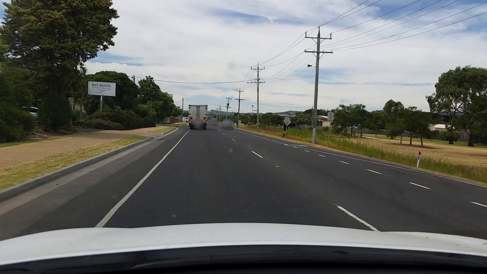 Street view near Bay Motel Safety Beach, Dromana — © mattburt7 (CC BY-SA · Mapillary)
