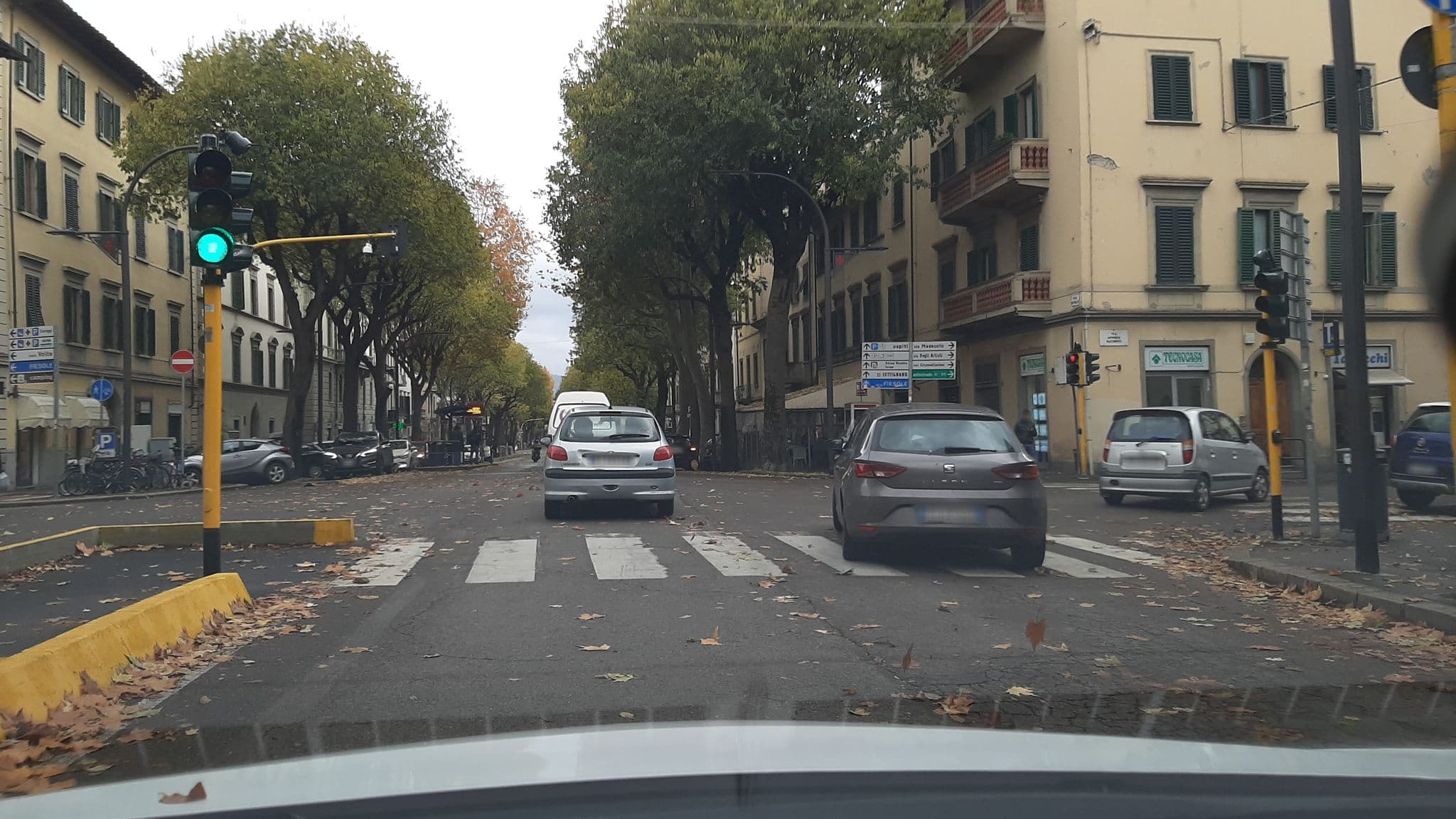Street view near Hotel Emma, Campo di Marte — © vianney182 (CC BY-SA · Mapillary)