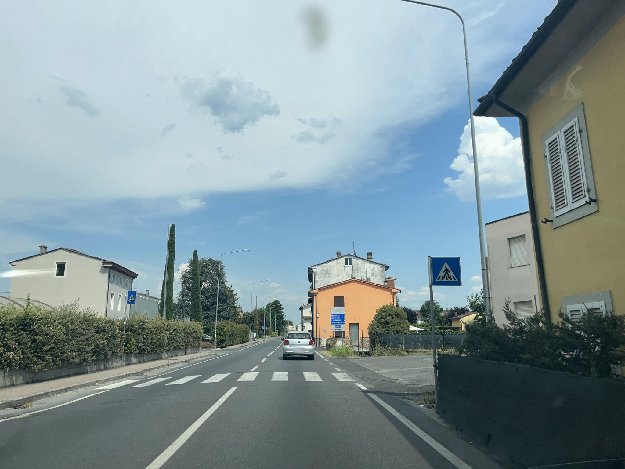 Street view near Grand Hotel Guinigi, Lucca — © fod (CC BY-SA · Mapillary)