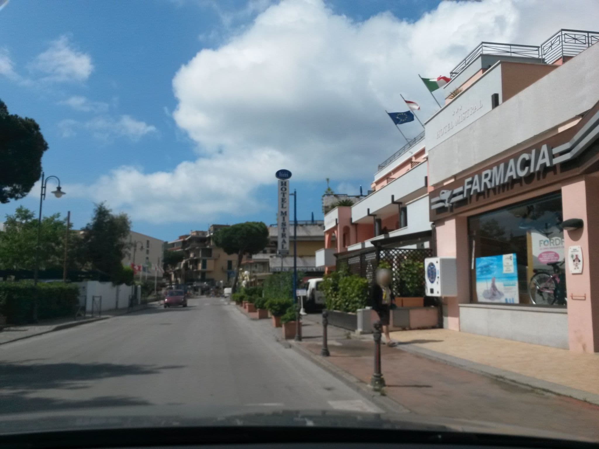 Street view near Hotel Mistral, Campo nell'Elba — © rausk (CC BY-SA · Mapillary)
