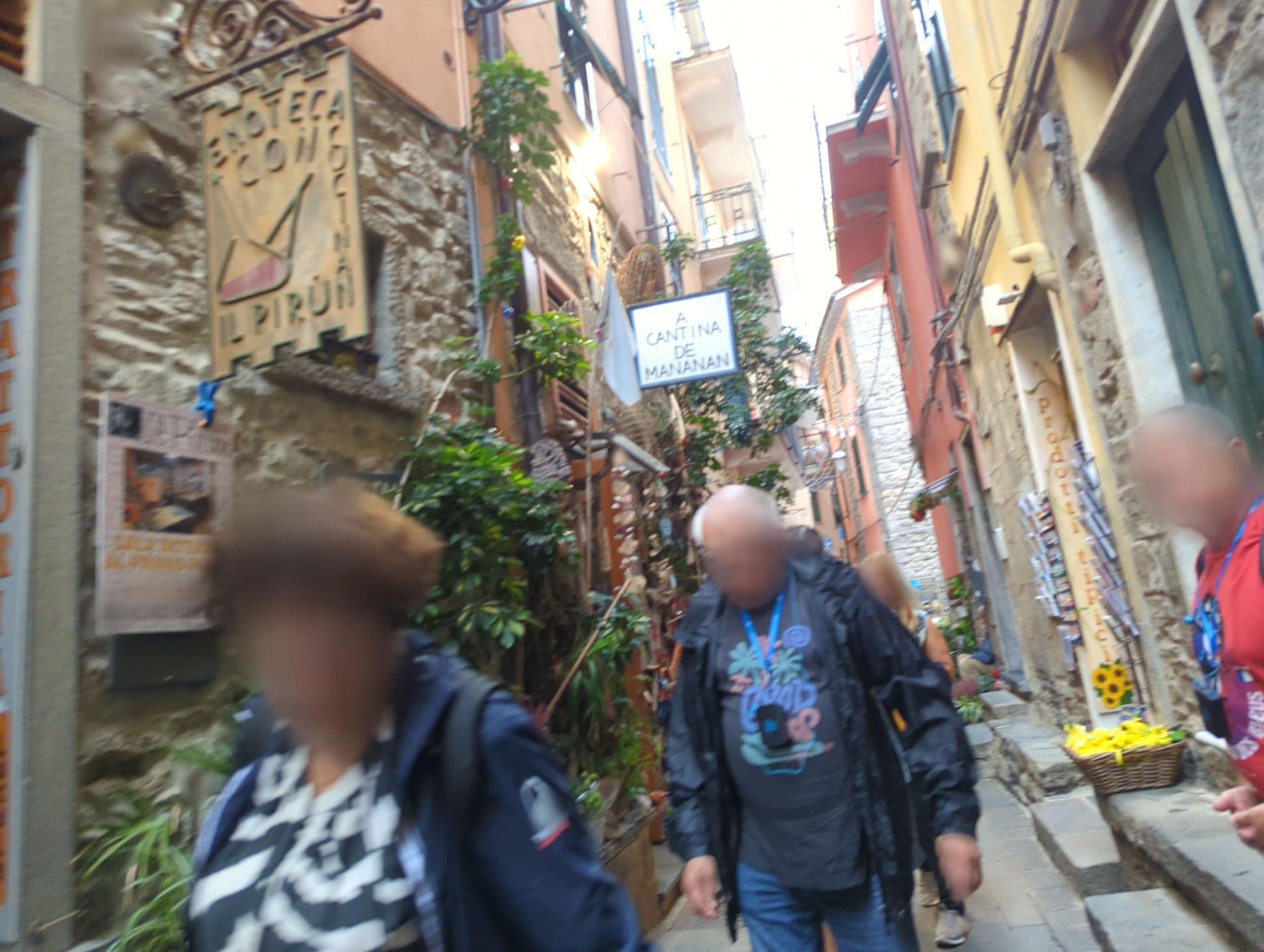 Street view near Affittacamere Le Terrazze, Riomaggiore — © ente (CC BY-SA · Mapillary)