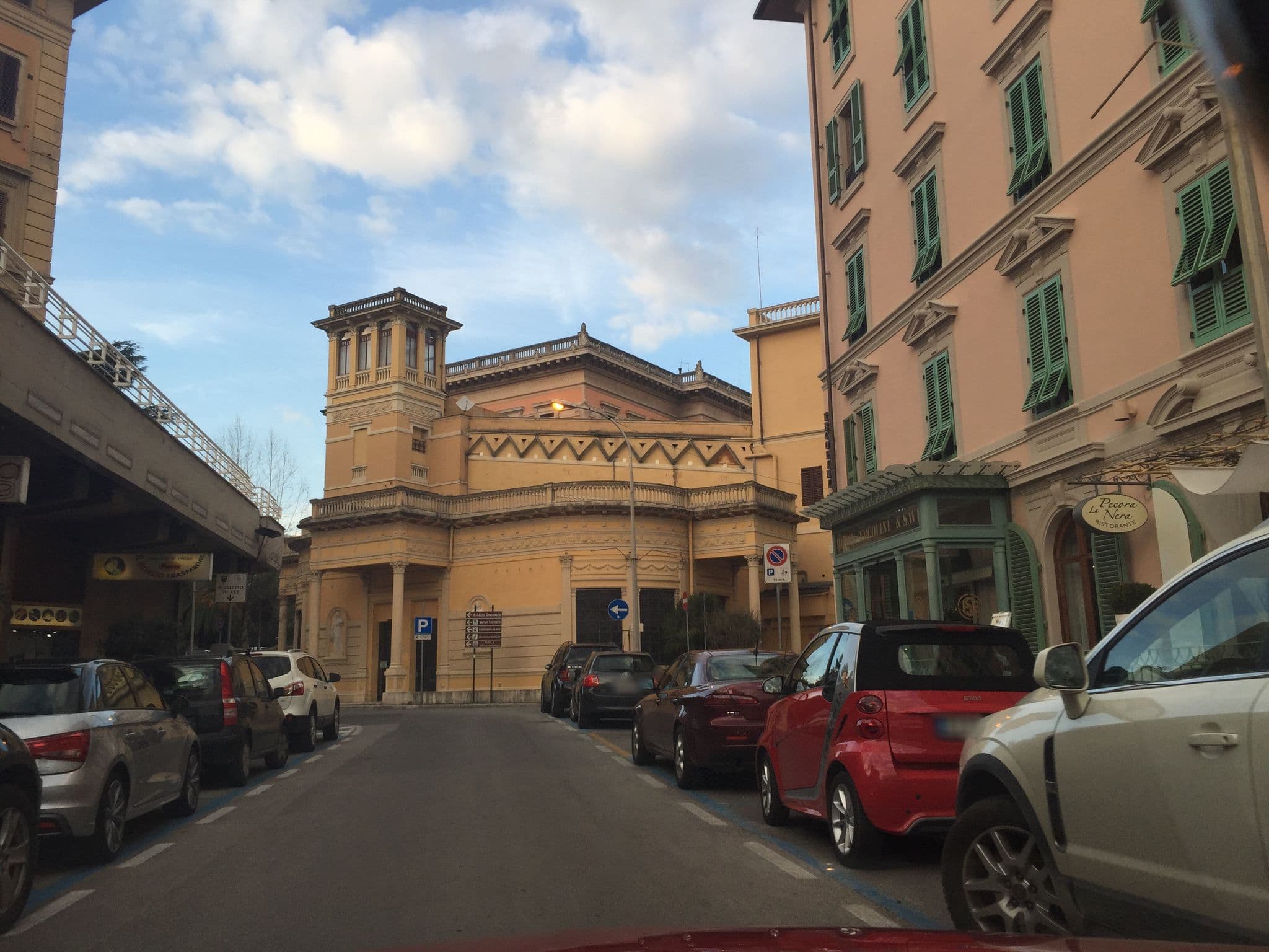 Street view near Hotel Ercolini & Savi, Montecatini-Terme — © mapillary_service (CC BY-SA · Mapillary)