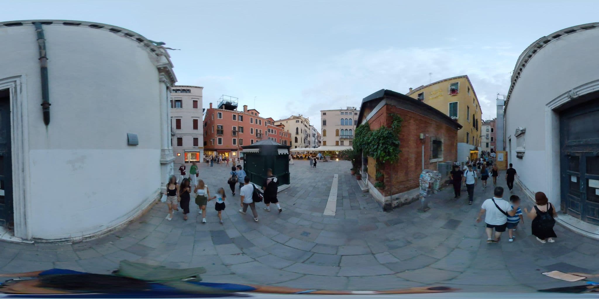 Street view near Palazzo del Giglio, Venice — © mapconcierge (CC BY-SA · Mapillary)