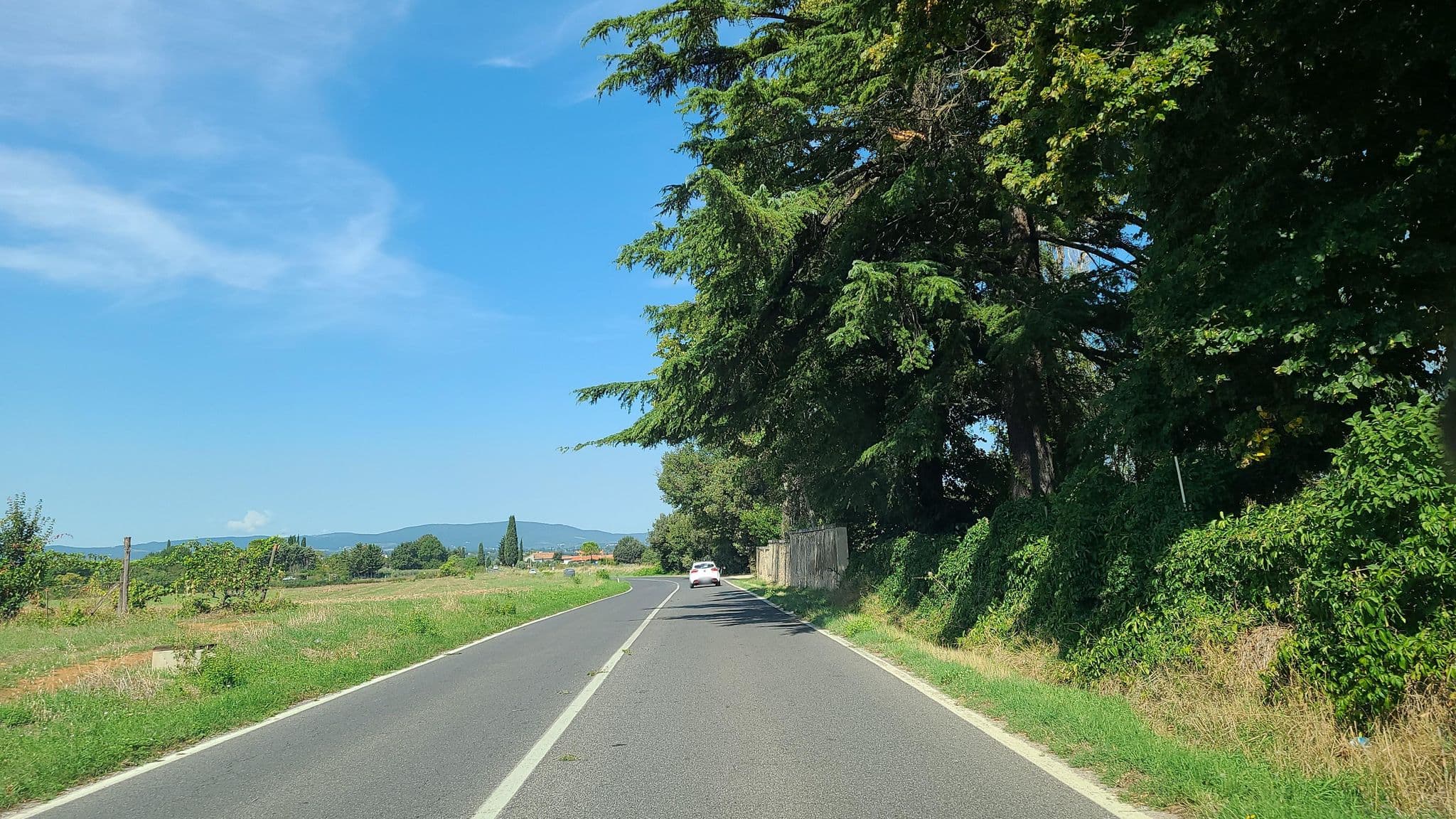Street view near Hotel Villa Belvedere, Staggia — © chrisbeddow (CC BY-SA · Mapillary)