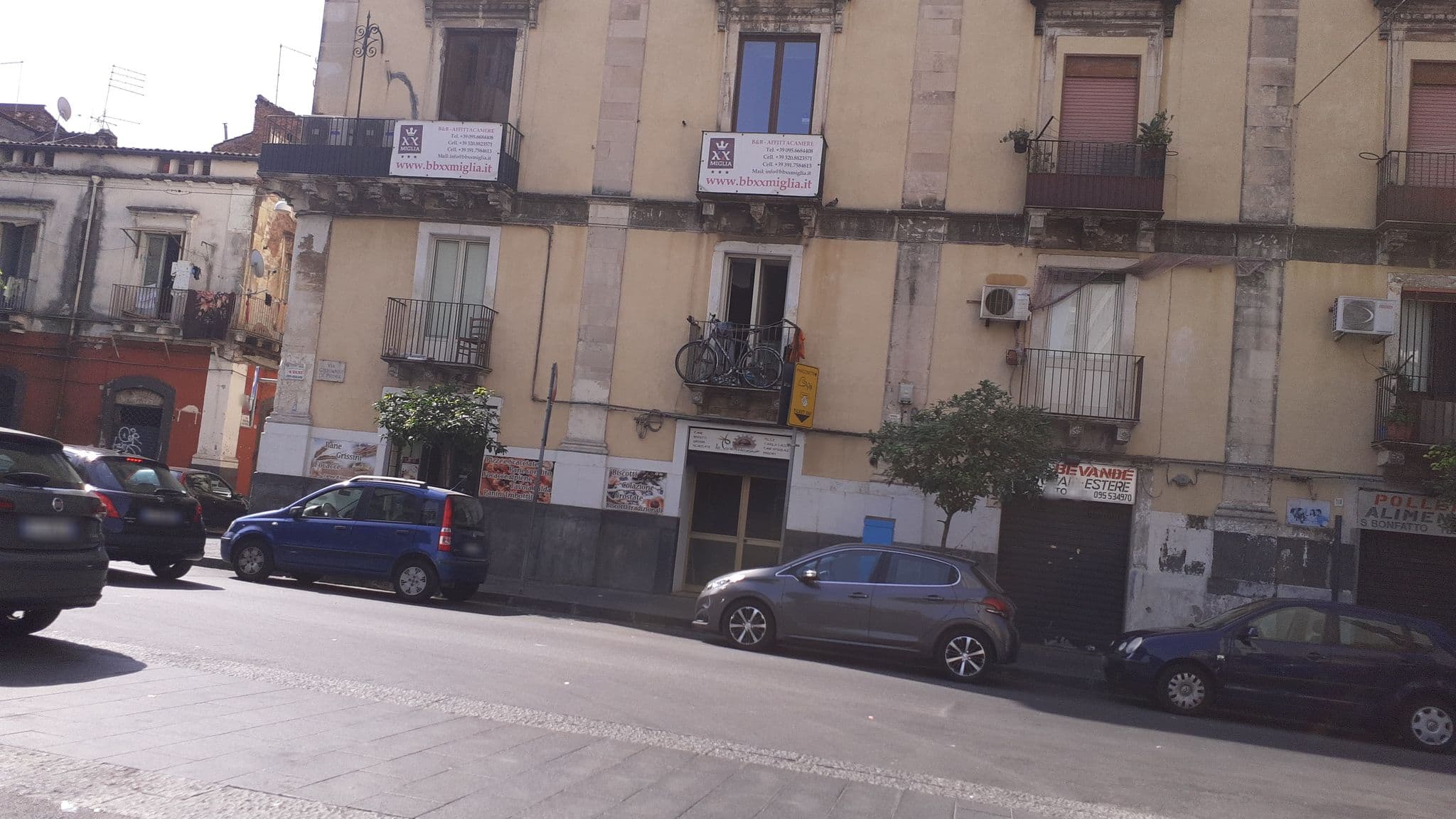 Street view near Sol Sicily, Catania — © agliatav (CC BY-SA · Mapillary)