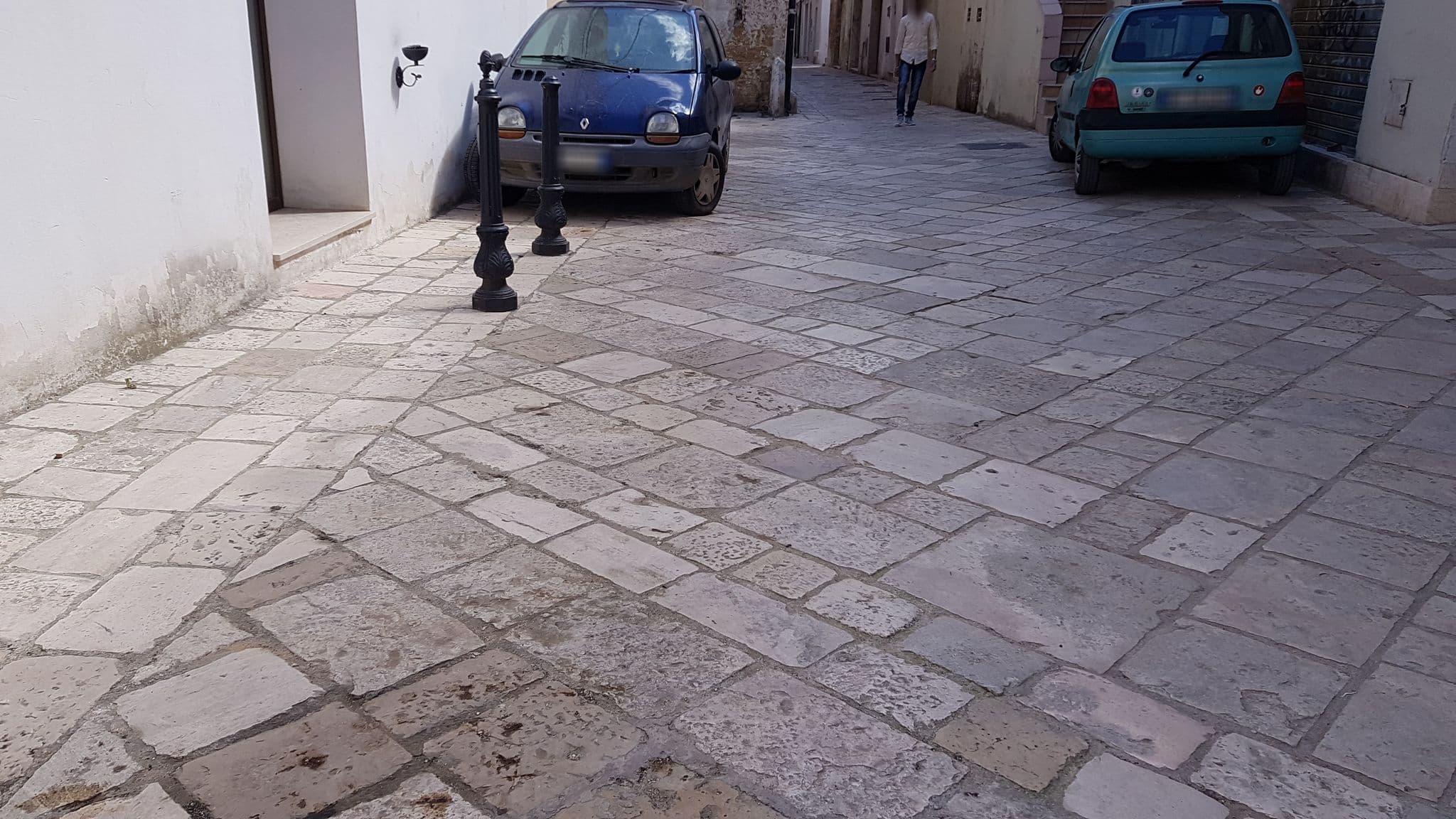 Street view near B&B Dimora Tarì, Mesagne — © ale_zena_it (CC BY-SA · Mapillary)