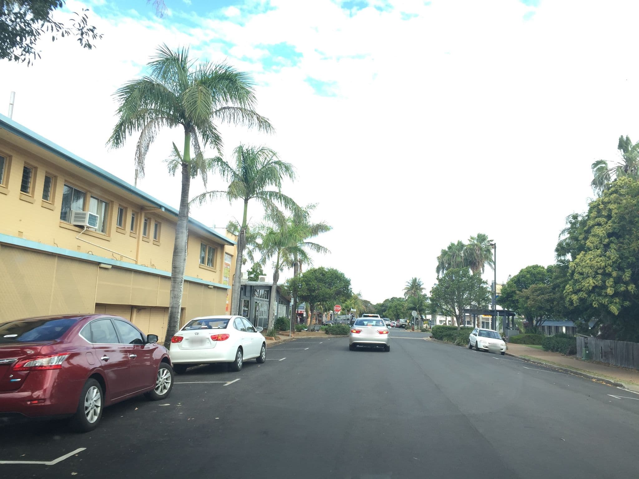 Street view near Bargara Beach Hotel, Bargara — © vagrant42 (CC BY-SA · Mapillary)