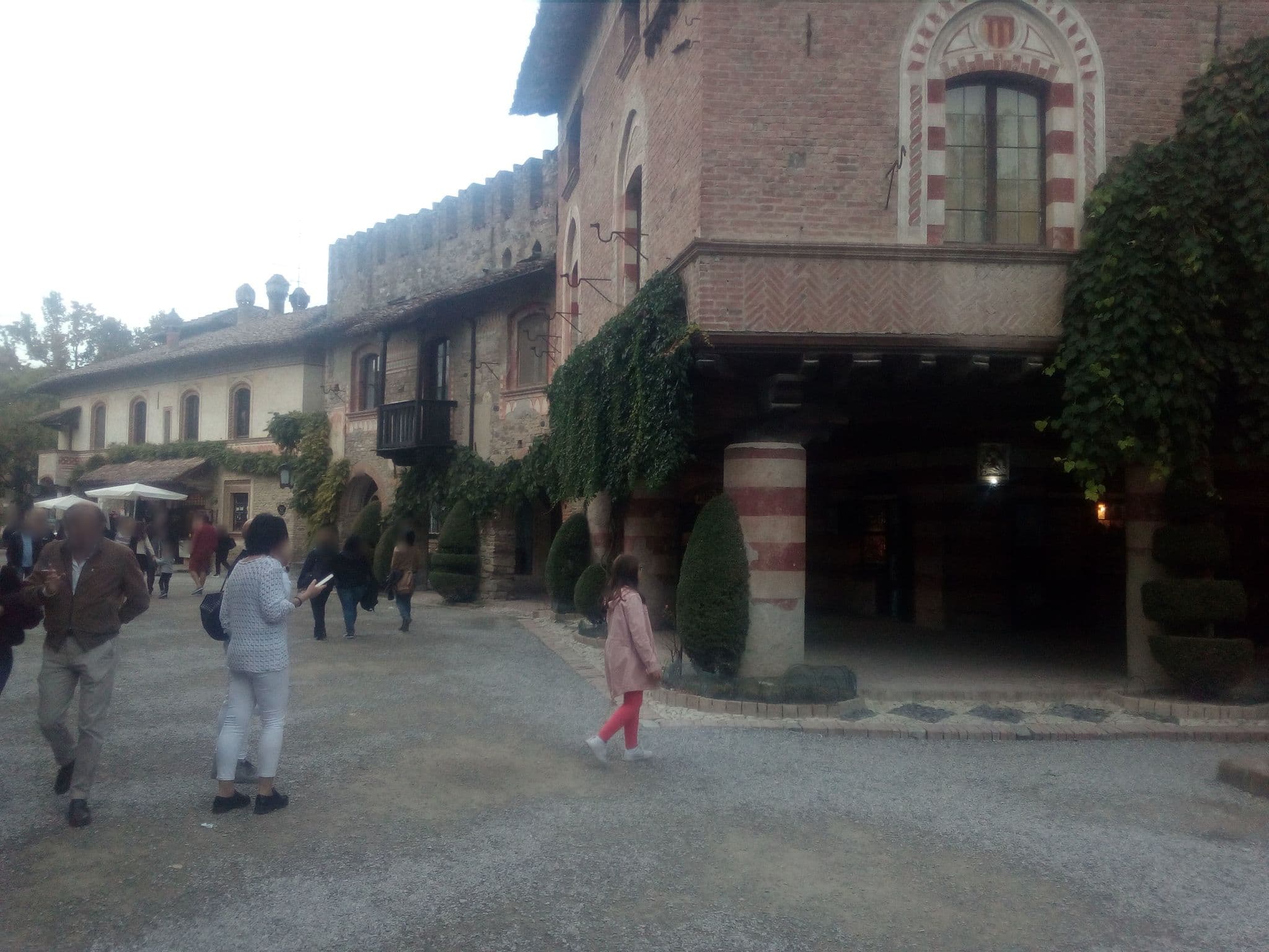 Street view near La Locanda, Vigolzone — © ilgiaco (CC BY-SA · Mapillary)