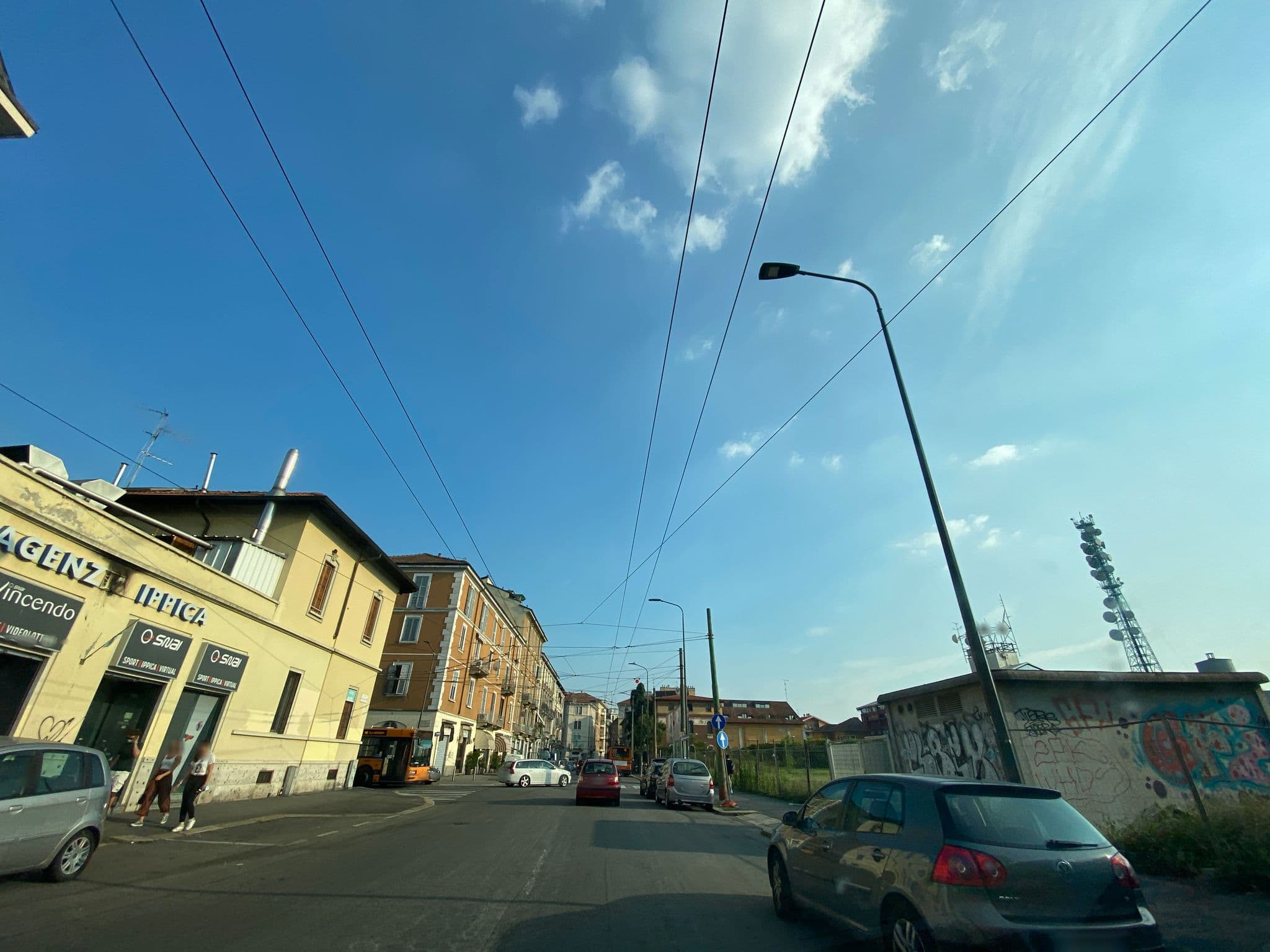 Street view near Hotel Bovisa, Quarto Oggiaro — © adirricor (CC BY-SA · Mapillary)