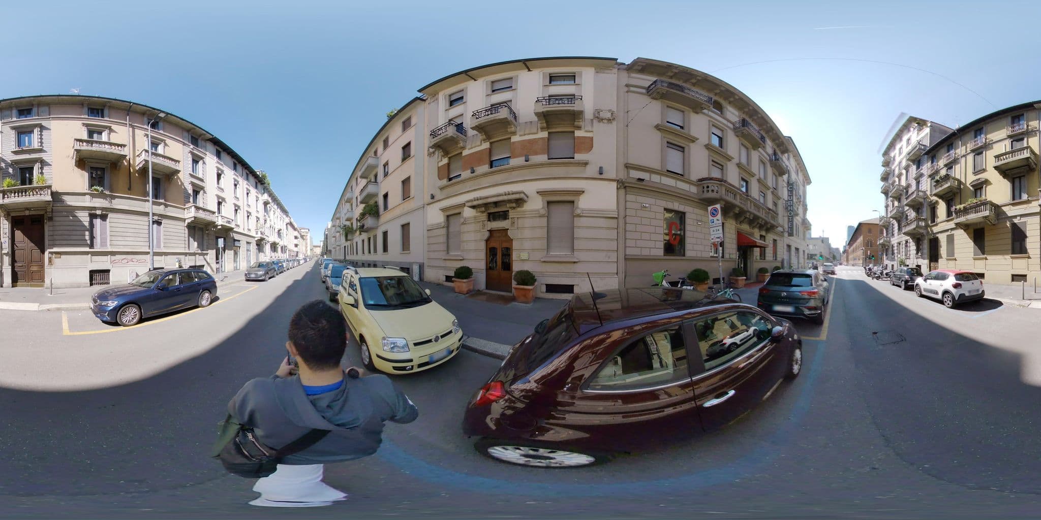 Street view near Hotel Club Milano, Brera