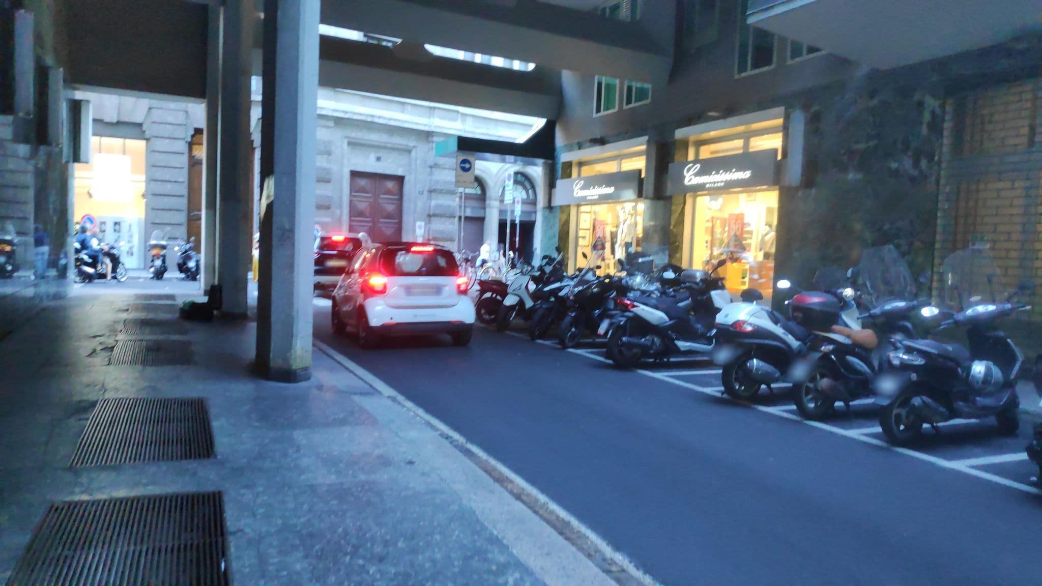 Street view near AHD Rooms, Milan — © marcuscalabresus (CC BY-SA · Mapillary)