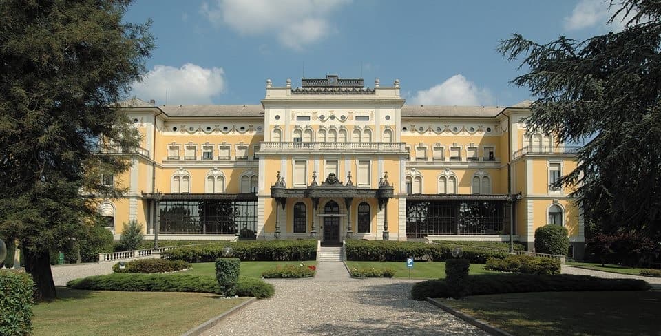 Hotel Villa Malpensa (via Wikimedia Commons, CC BY-SA 4.0)