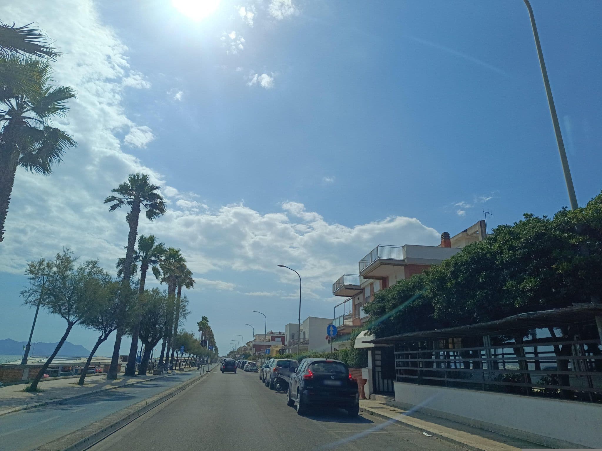 Street view near Hotel Le Onde, Terracina — © odiug (CC BY-SA · Mapillary)