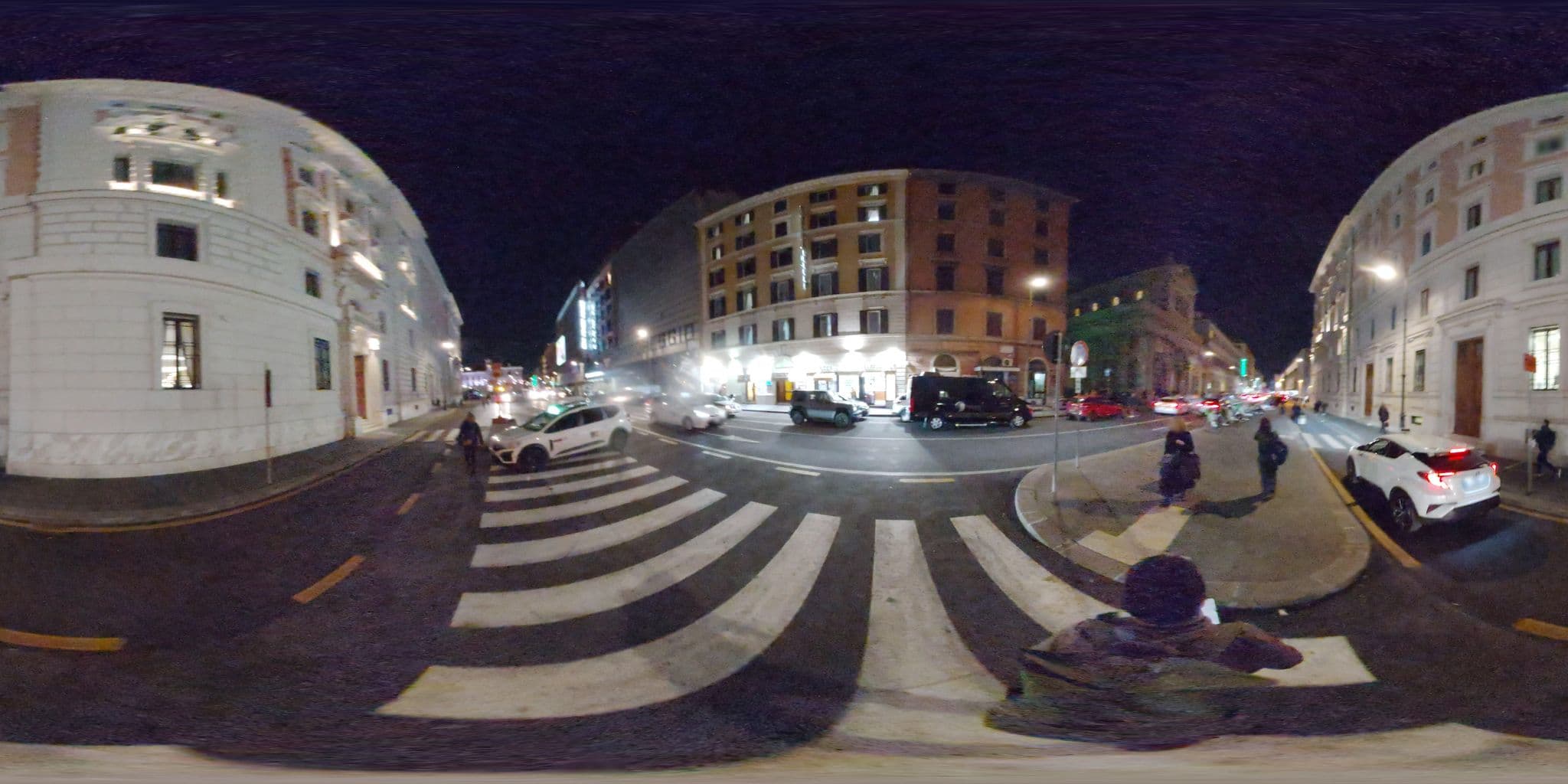Street view near Hotel Marsala, Castro Pretorio
