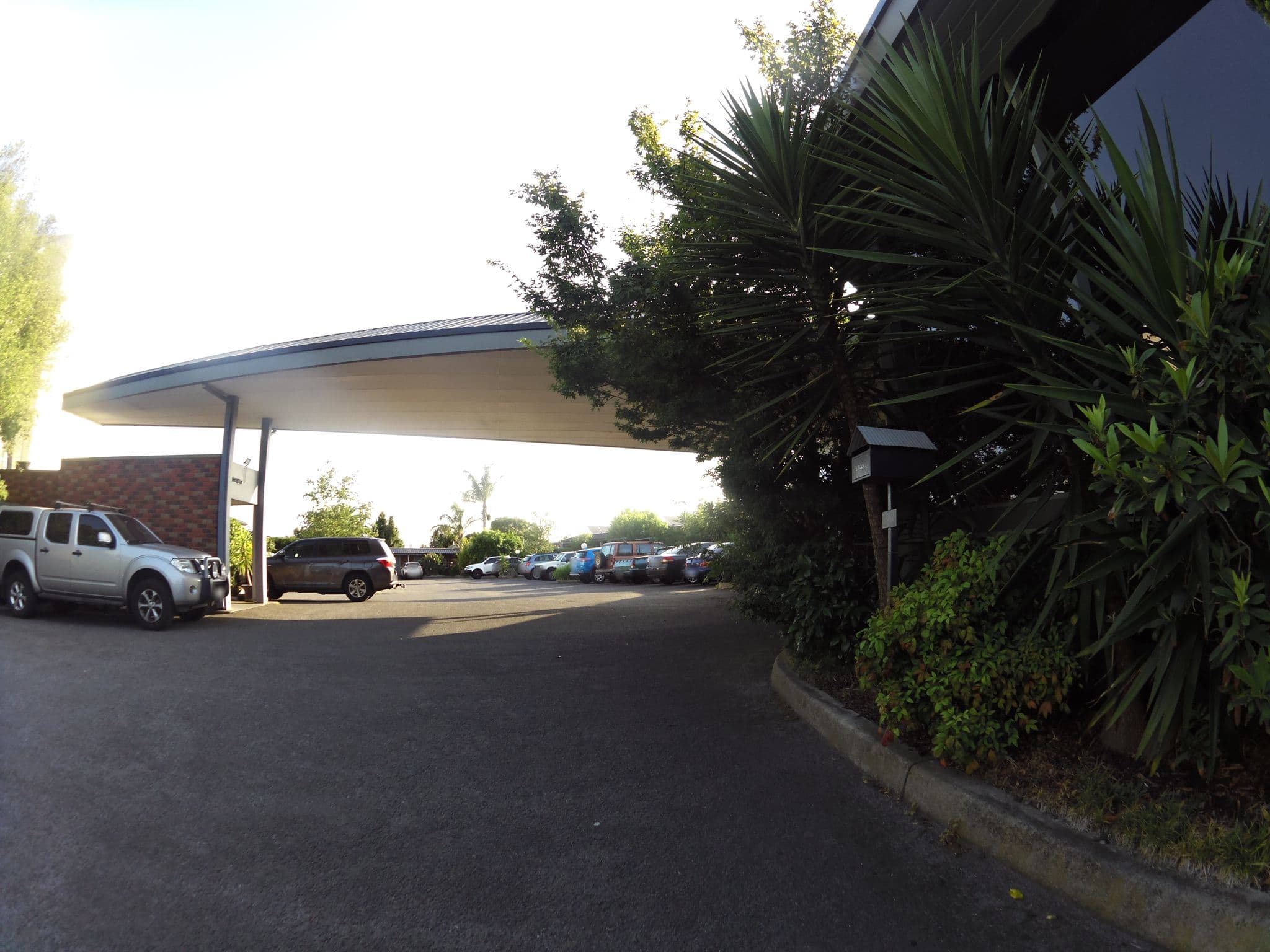 Street view near Comfort Inn, Morwell — © skillsy (CC BY-SA · Mapillary)