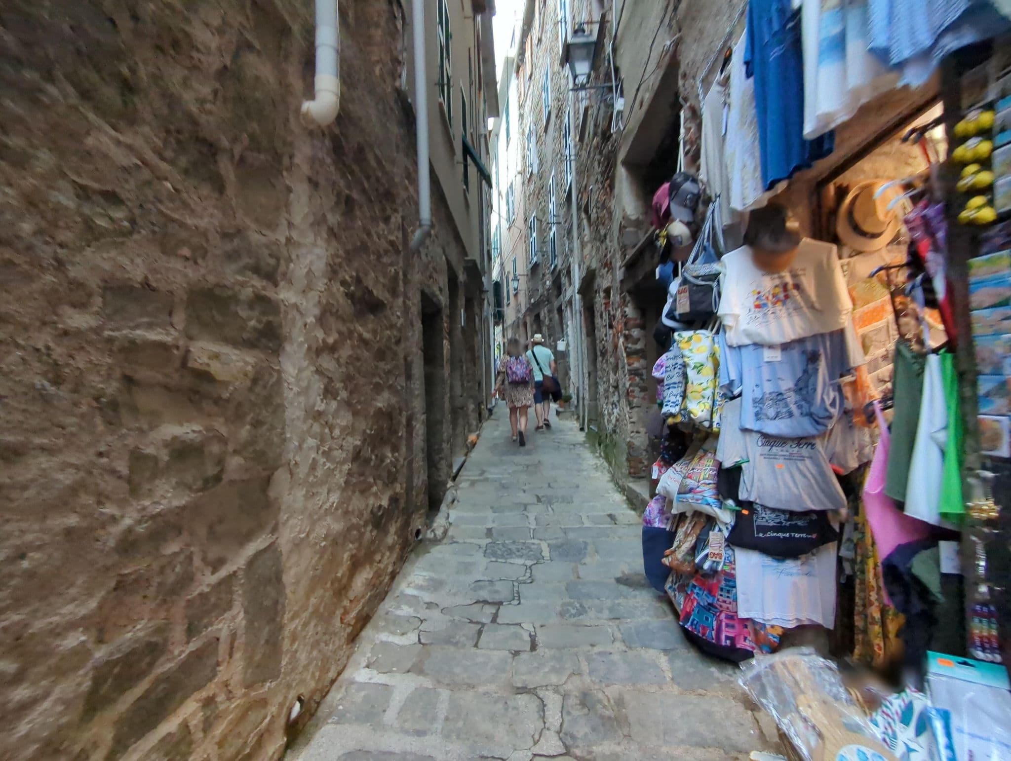 Street view near Il Magan, Riomaggiore — © ente (CC BY-SA · Mapillary)