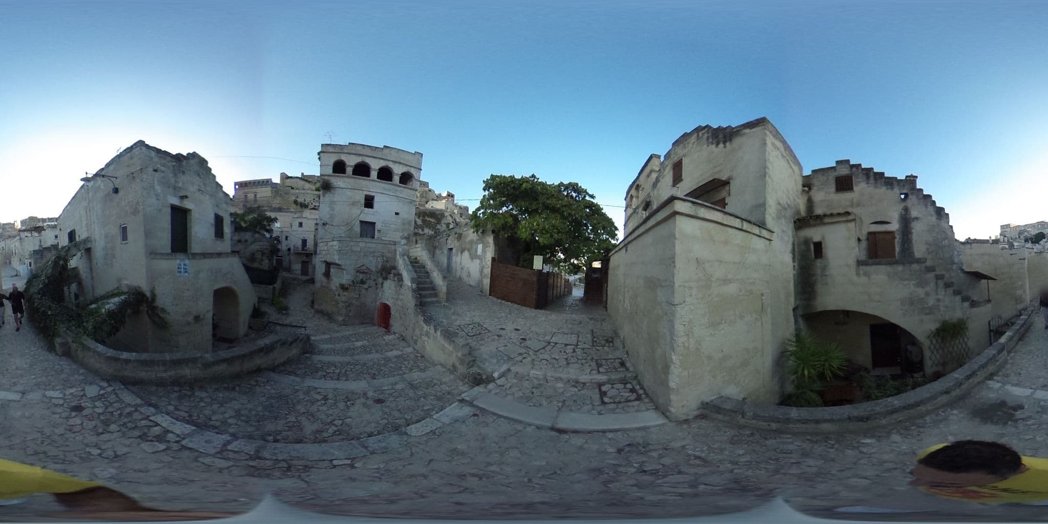 Street view near I tre Portali, Matera — © raxpa (CC BY-SA · Mapillary)