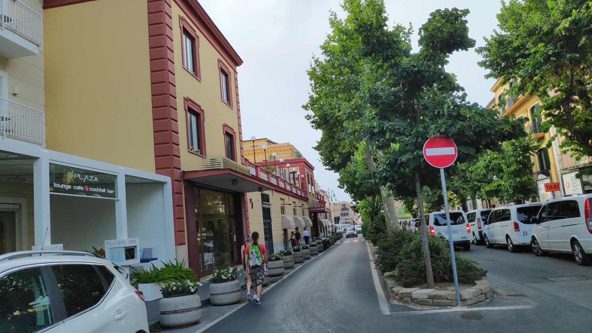 Street view near Plaza, Sorrento — © marcuscalabresus (CC BY-SA · Mapillary)