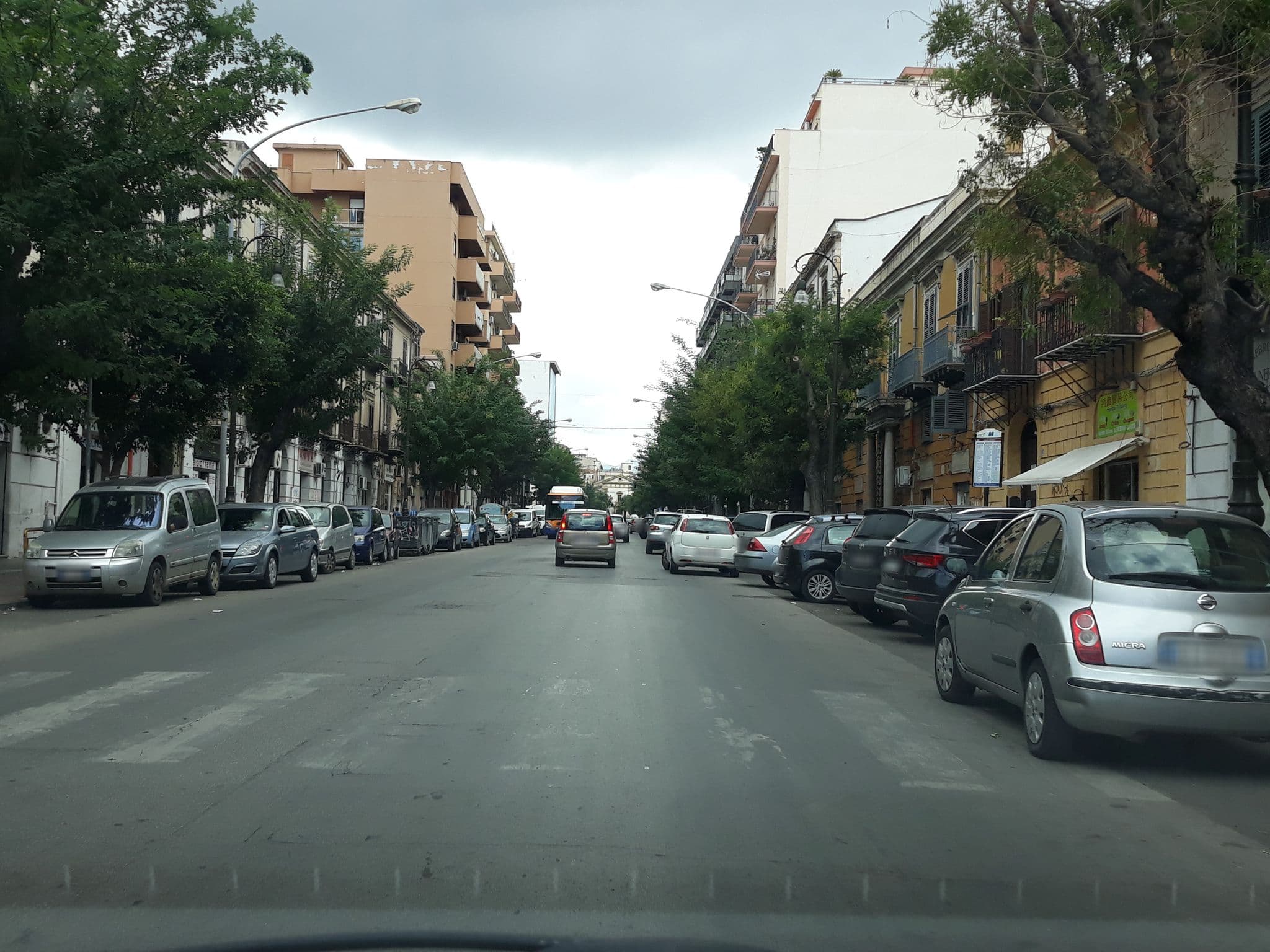 Street view near sunshine Hostel, Palermo