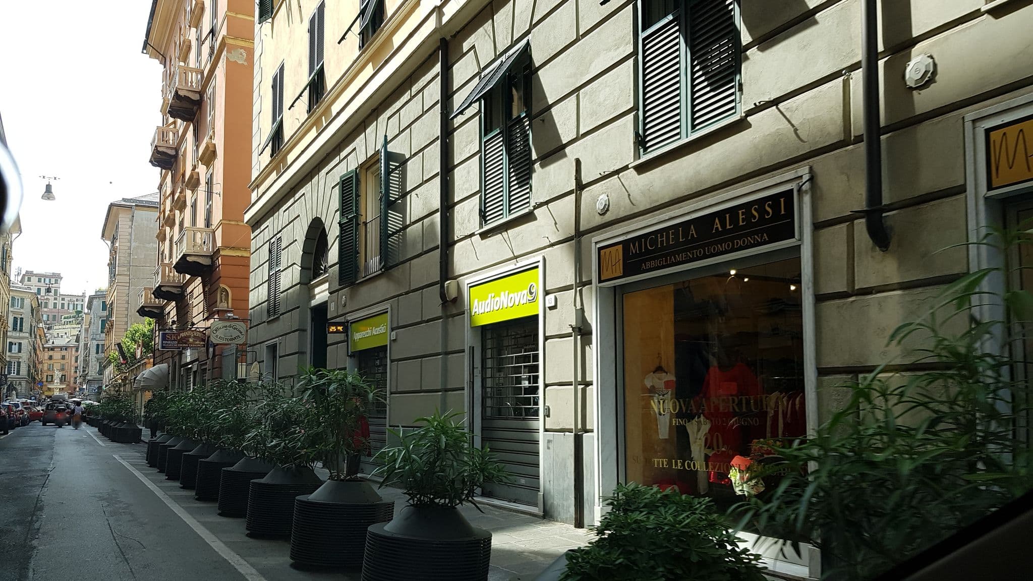 Street view near La Divina Dimora, Genoa