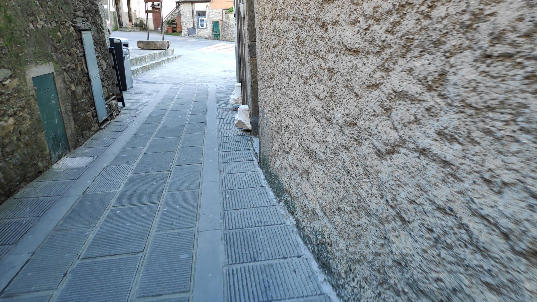 Street view near Casa Gaspare rooms, Riomaggiore — © marcuscalabresus (CC BY-SA · Mapillary)