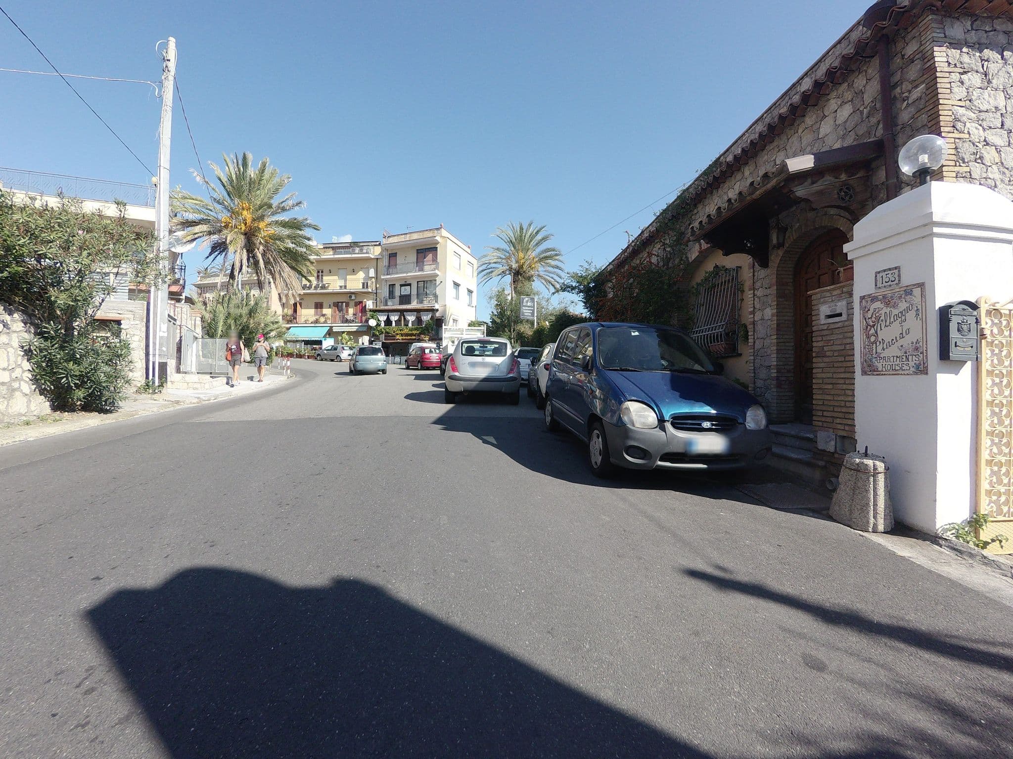 Street view near Taonasi Mazzaro Apartments, Taormina