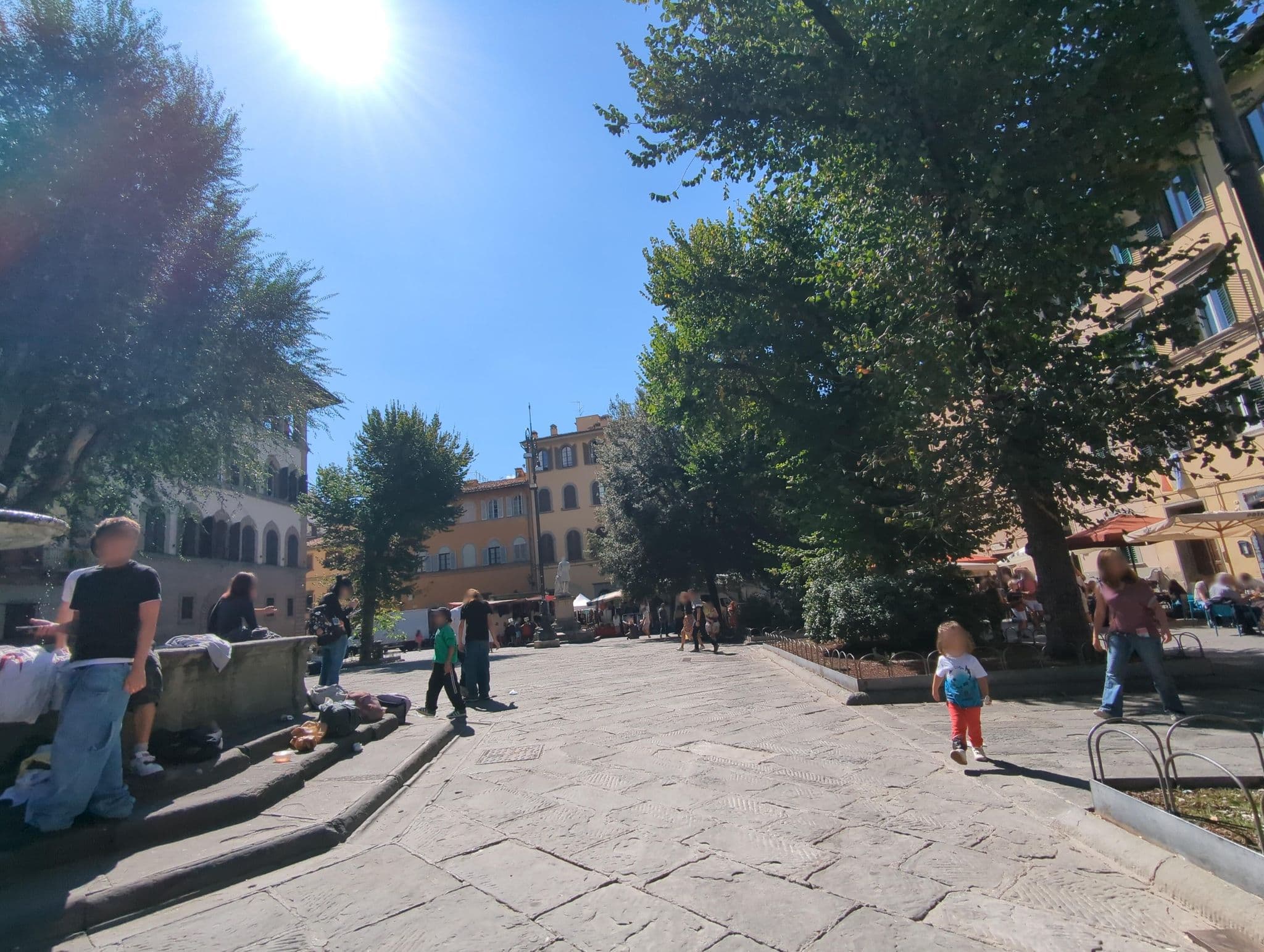 Street view near Hotel Palazzo Guadagni, Florence