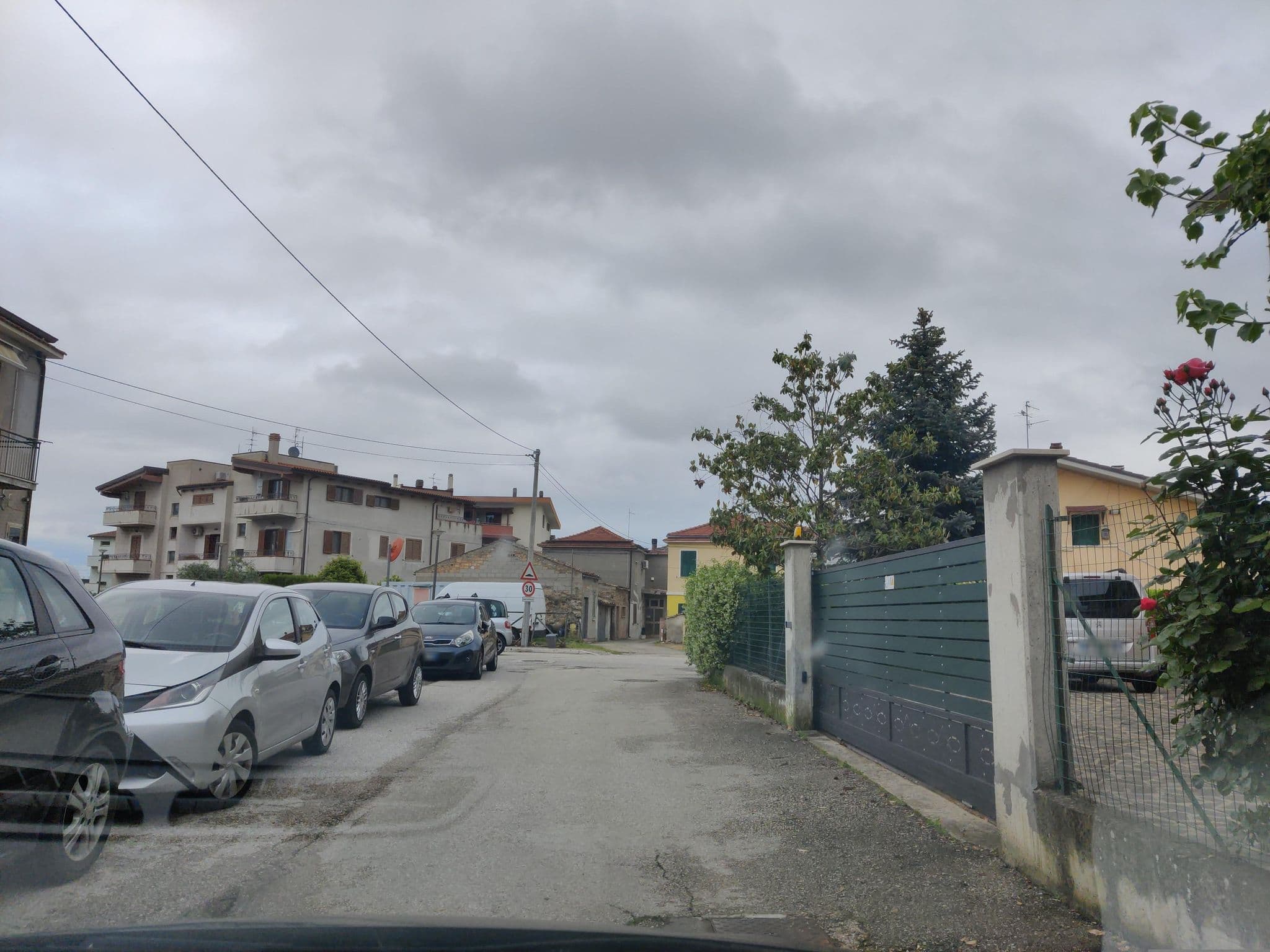 Street view near 11F, Sambuceto — © evvemoscia (CC BY-SA · Mapillary)