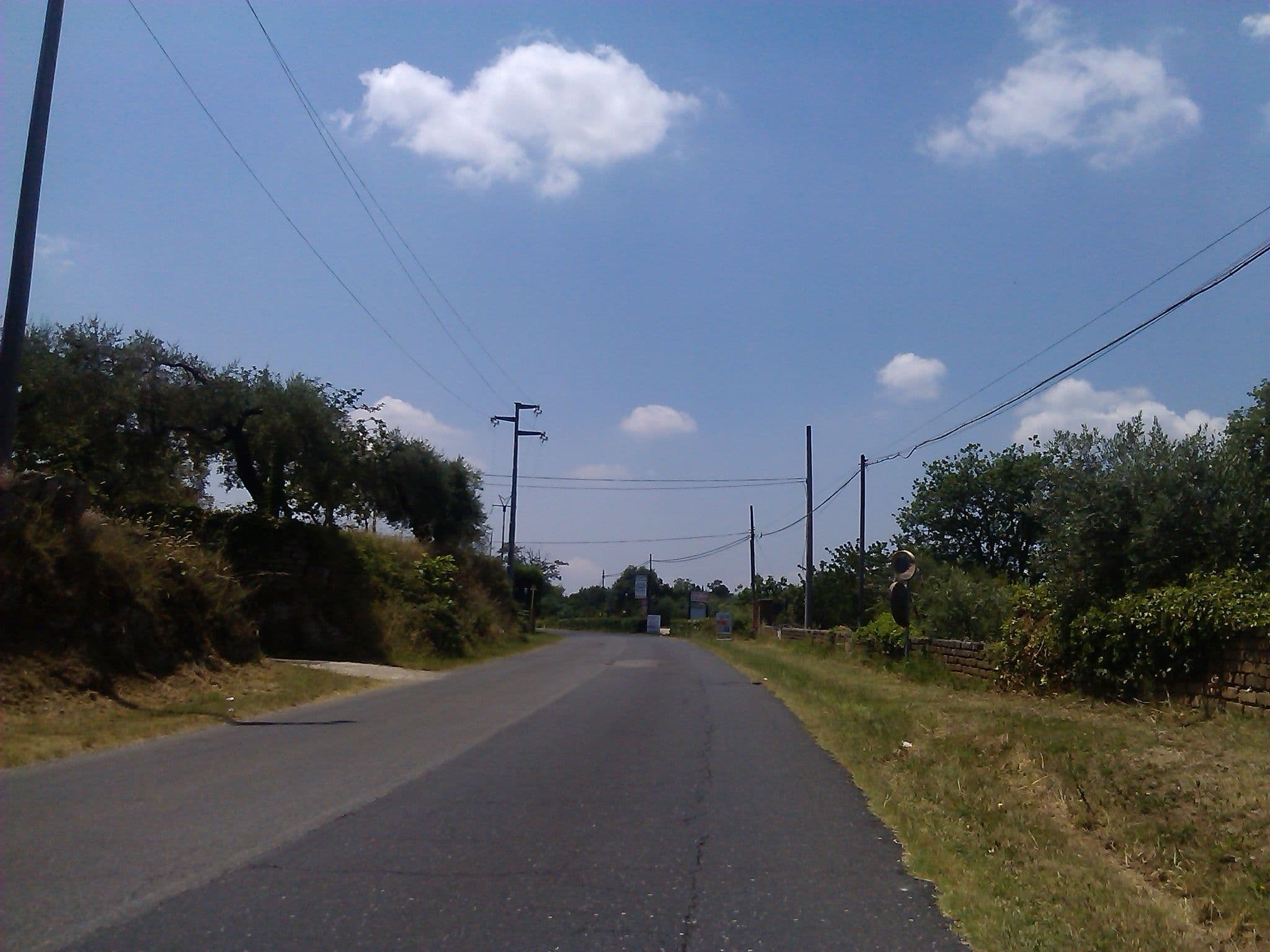 Street view near Il Contado, Castel Sant'Elia — © changchun1 (CC BY-SA · Mapillary)