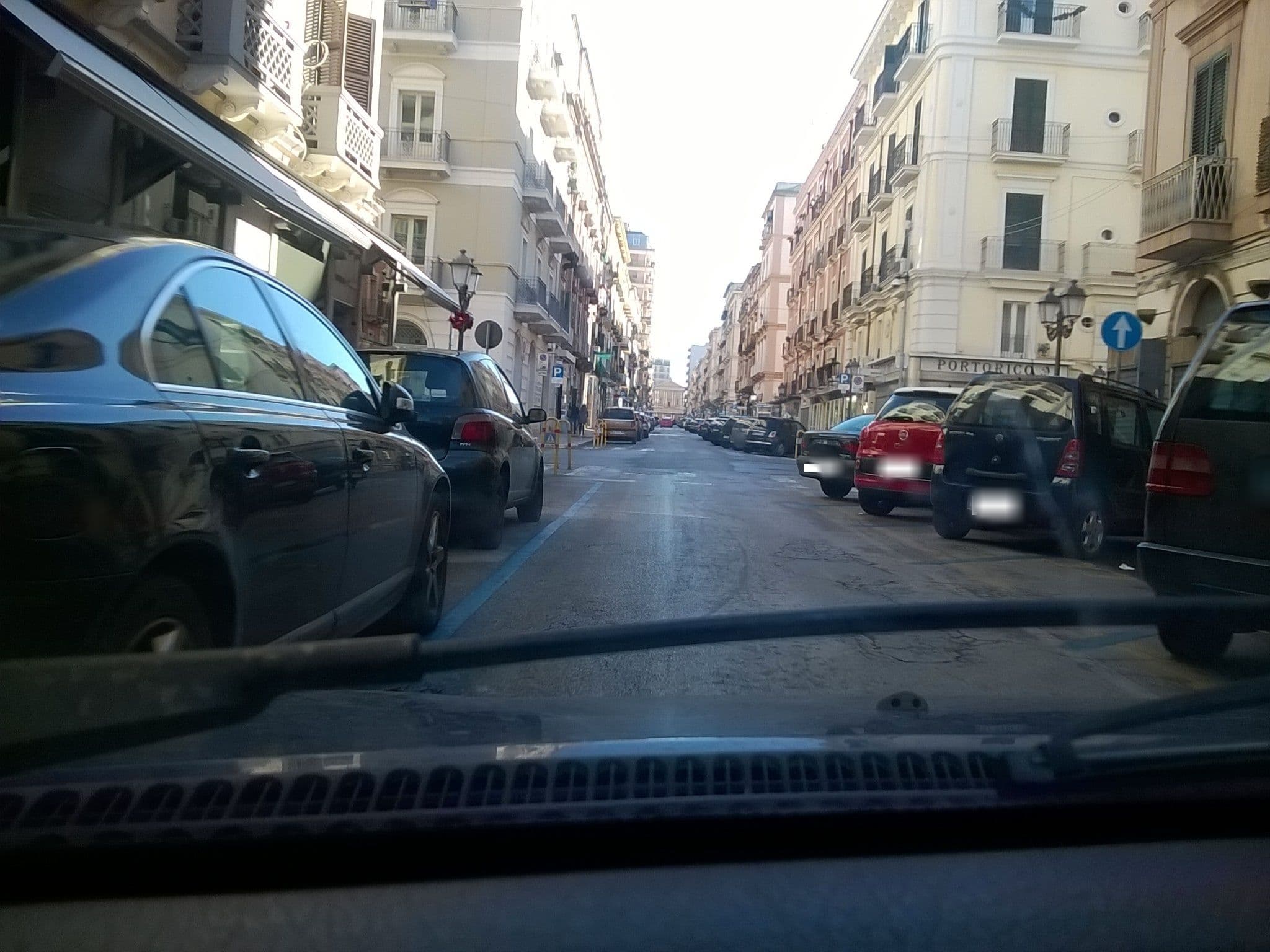 Street view near Villa Morelli, Taranto — © giantar (CC BY-SA · Mapillary)