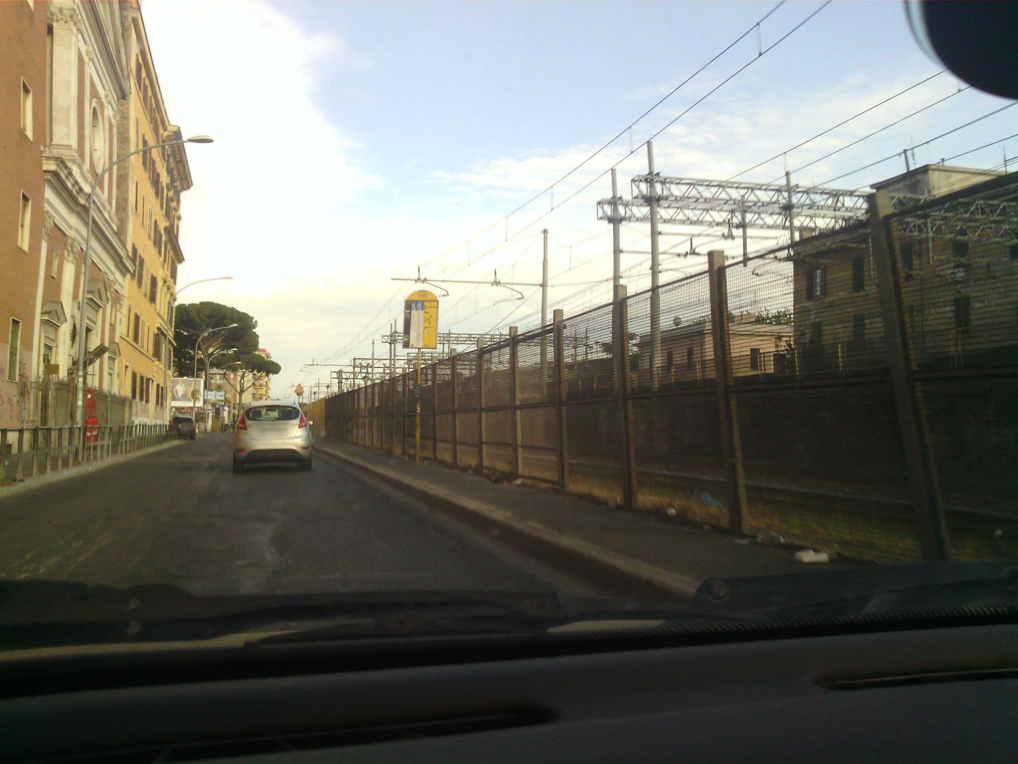Street view near Centro Internazionale Giovanni XXIII, Rome — © giardia (CC BY-SA · Mapillary)