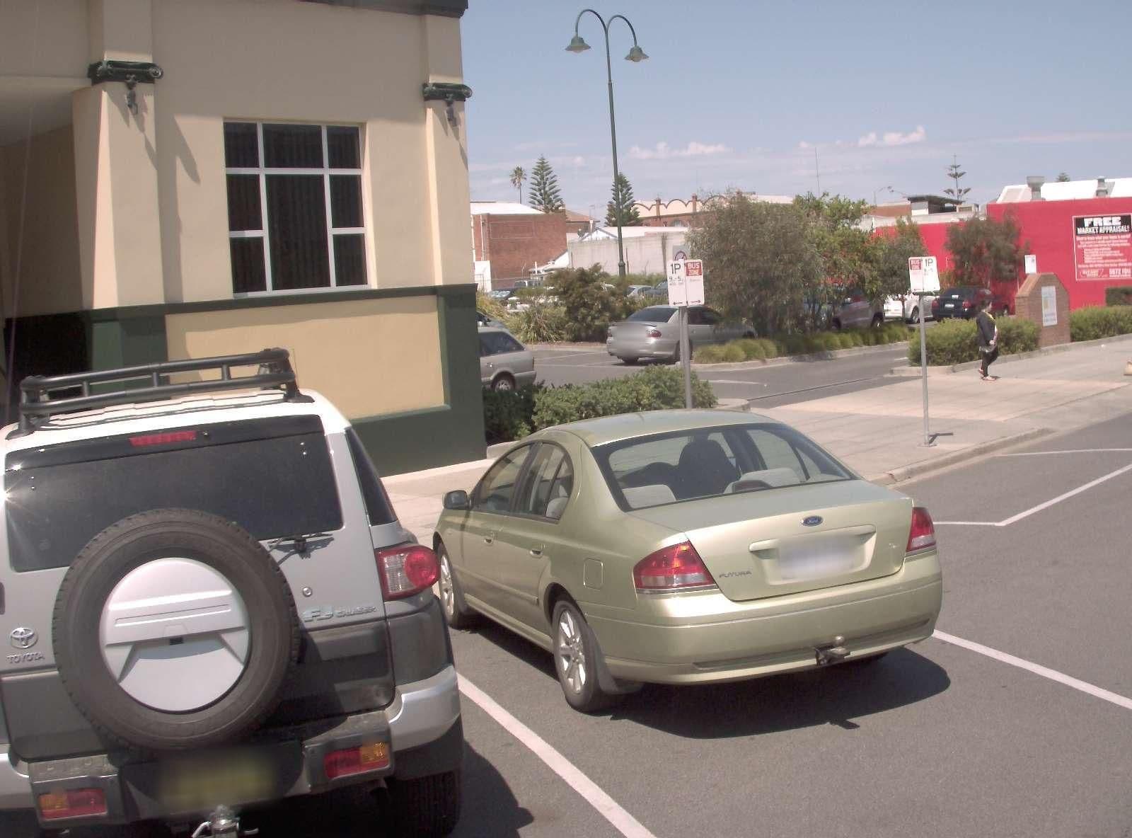 Street view near Wonthaggi Workmens Club, Wonthaggi — © vicroads (CC BY-SA · Mapillary)