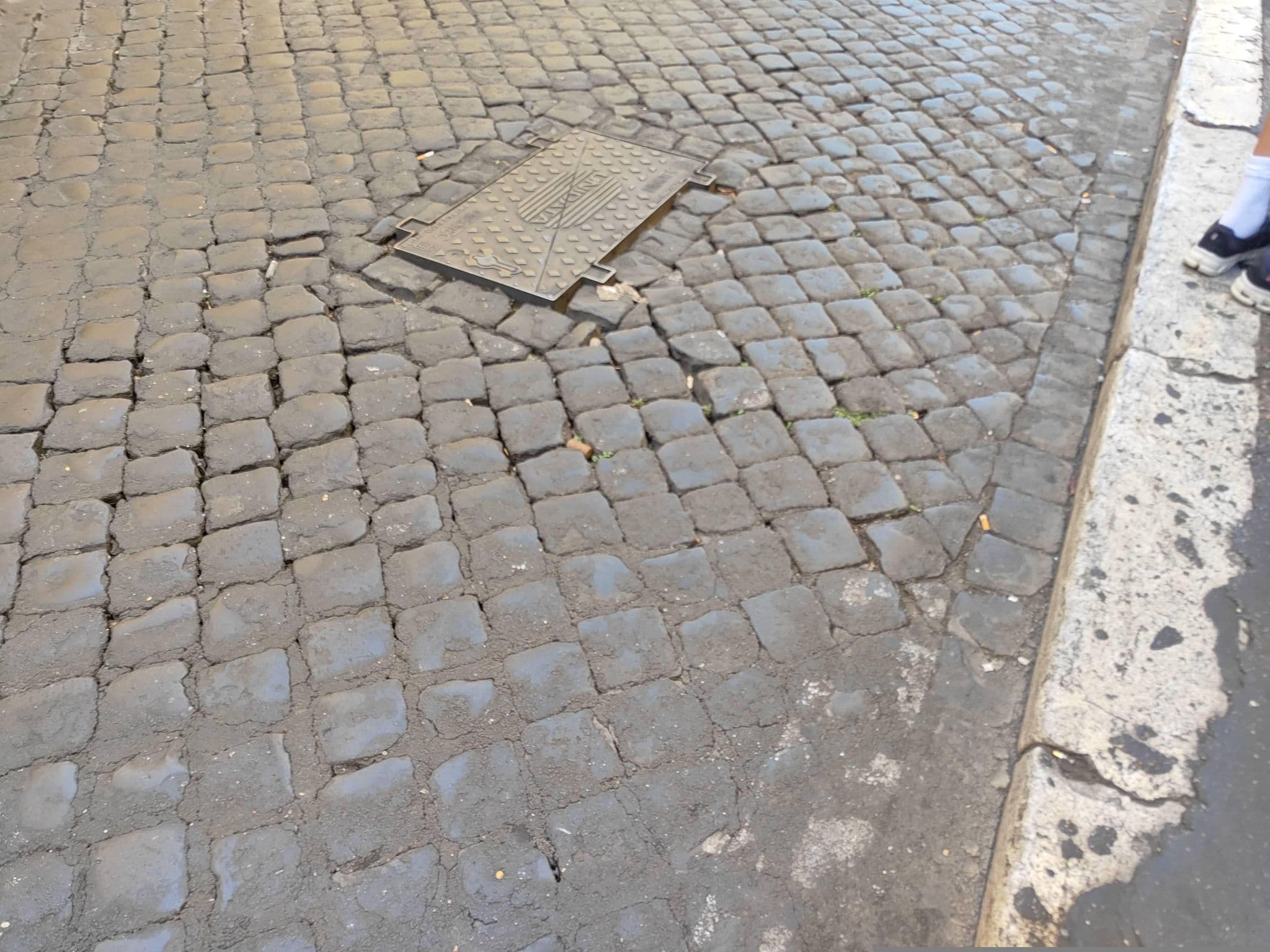 Street view near Rome Art Hotel, Ludovisi — © omfg_notpr (CC BY-SA · Mapillary)