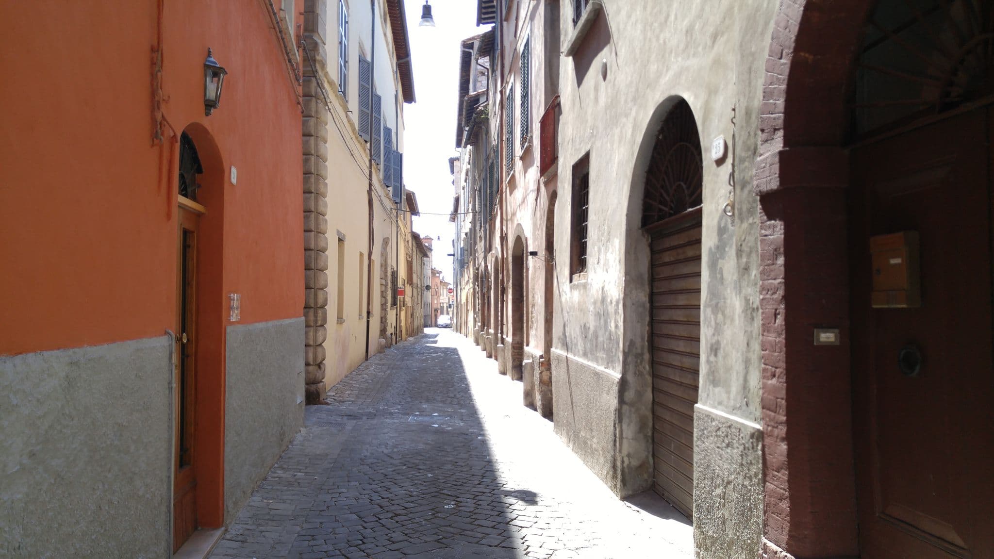 Street view near Casa Filippini, Fossombrone — © sorcrosc (CC BY-SA · Mapillary)