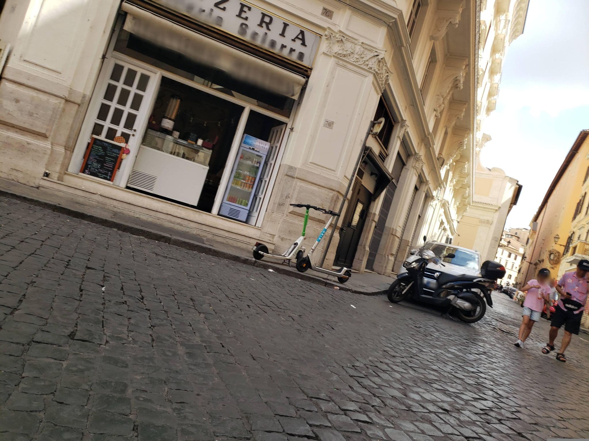 Street view near Umiltà 36, Pigna — © mapfool (CC BY-SA · Mapillary)