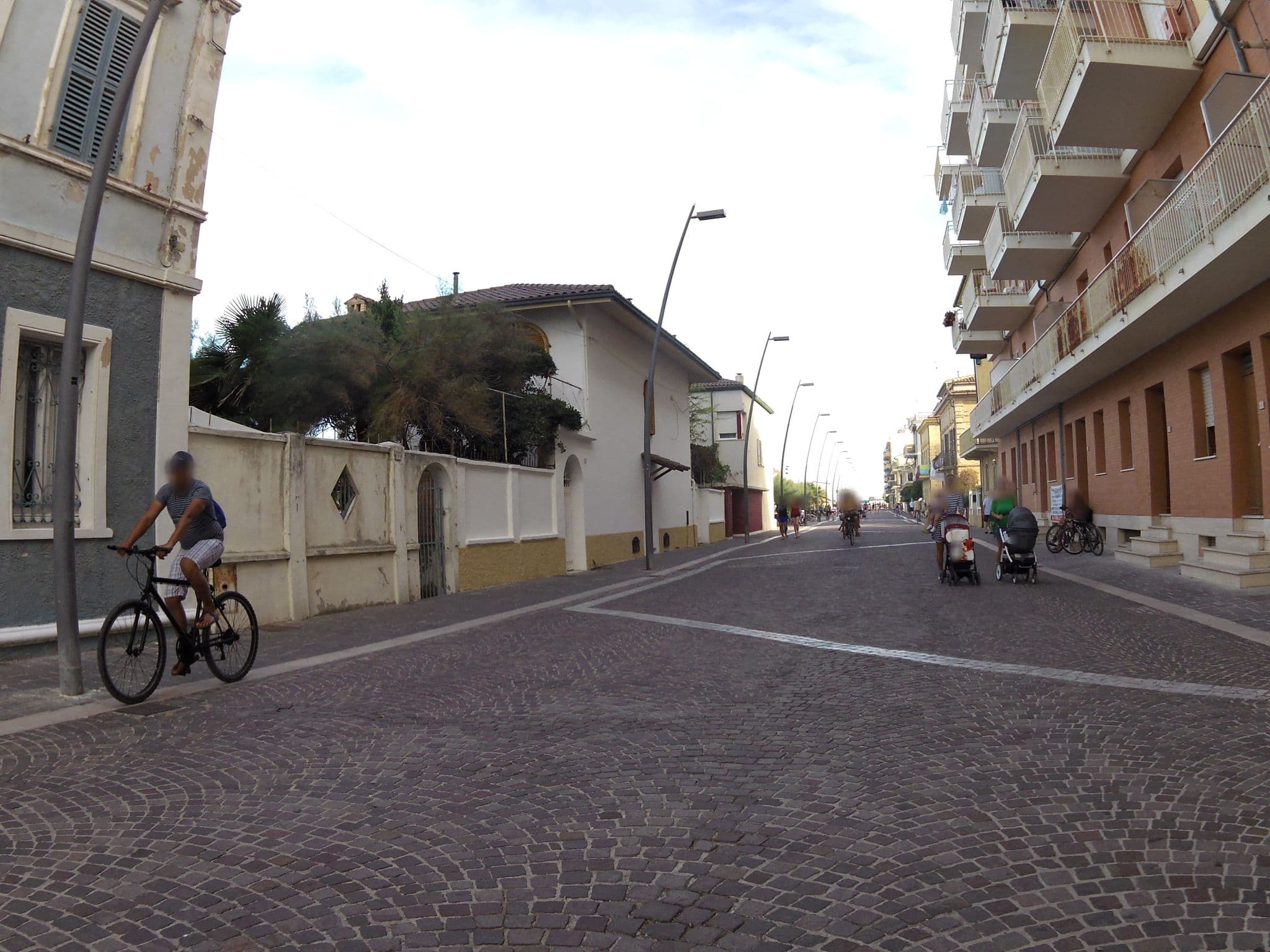 Street view near B&B Al Mare, Porto Recanati — © czmrtn (CC BY-SA · Mapillary)