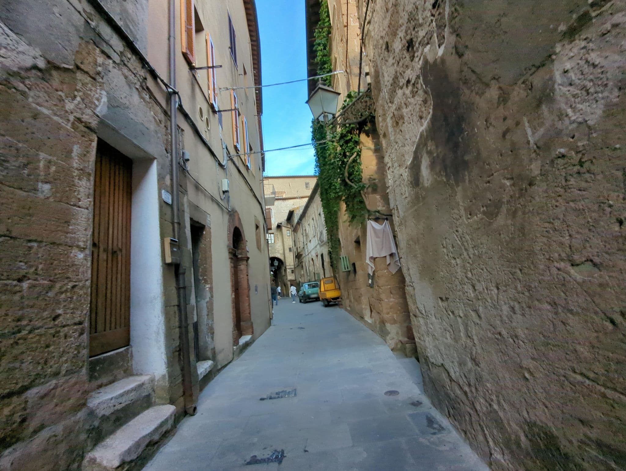 Street view near Le Camere Del Ceccottino, Farnese — © ente (CC BY-SA · Mapillary)