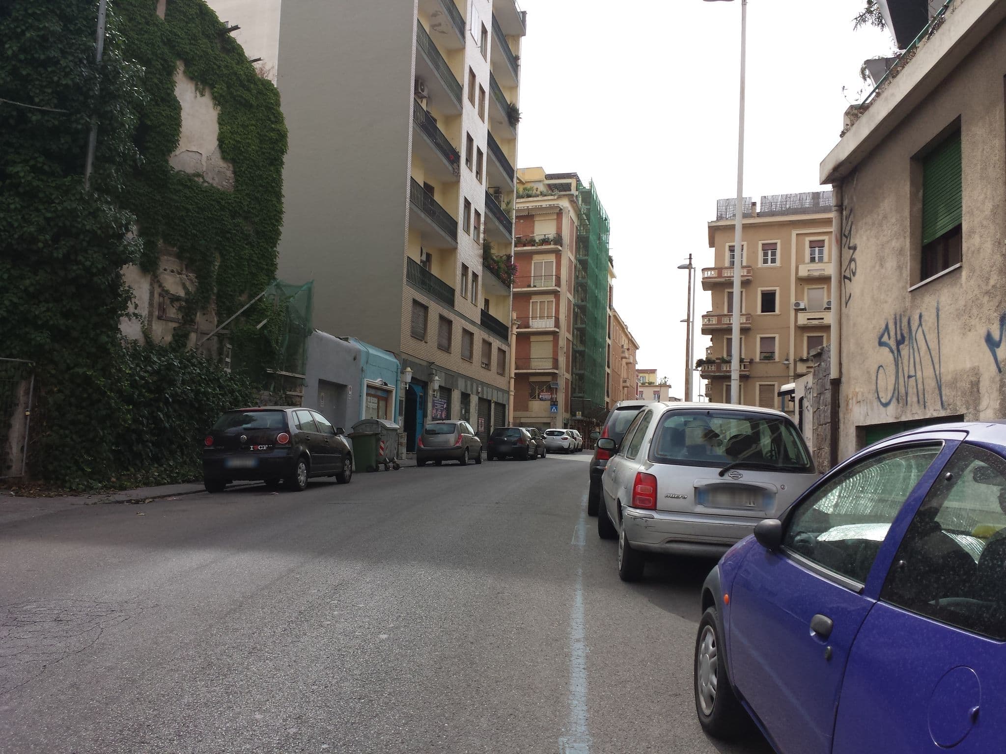 Street view near Metropolitan Rooms, Cagliari — © franmu (CC BY-SA · Mapillary)