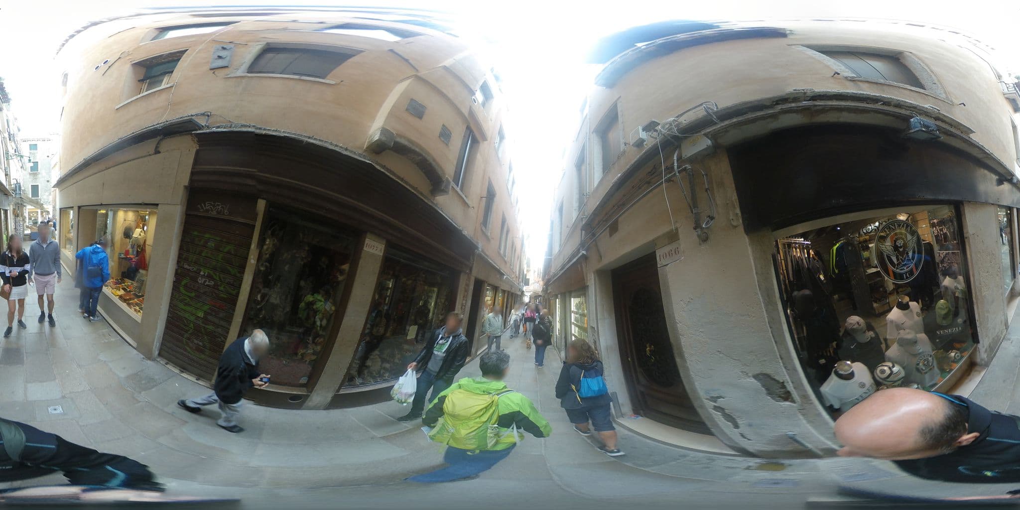 Street view near Rialto, Venice