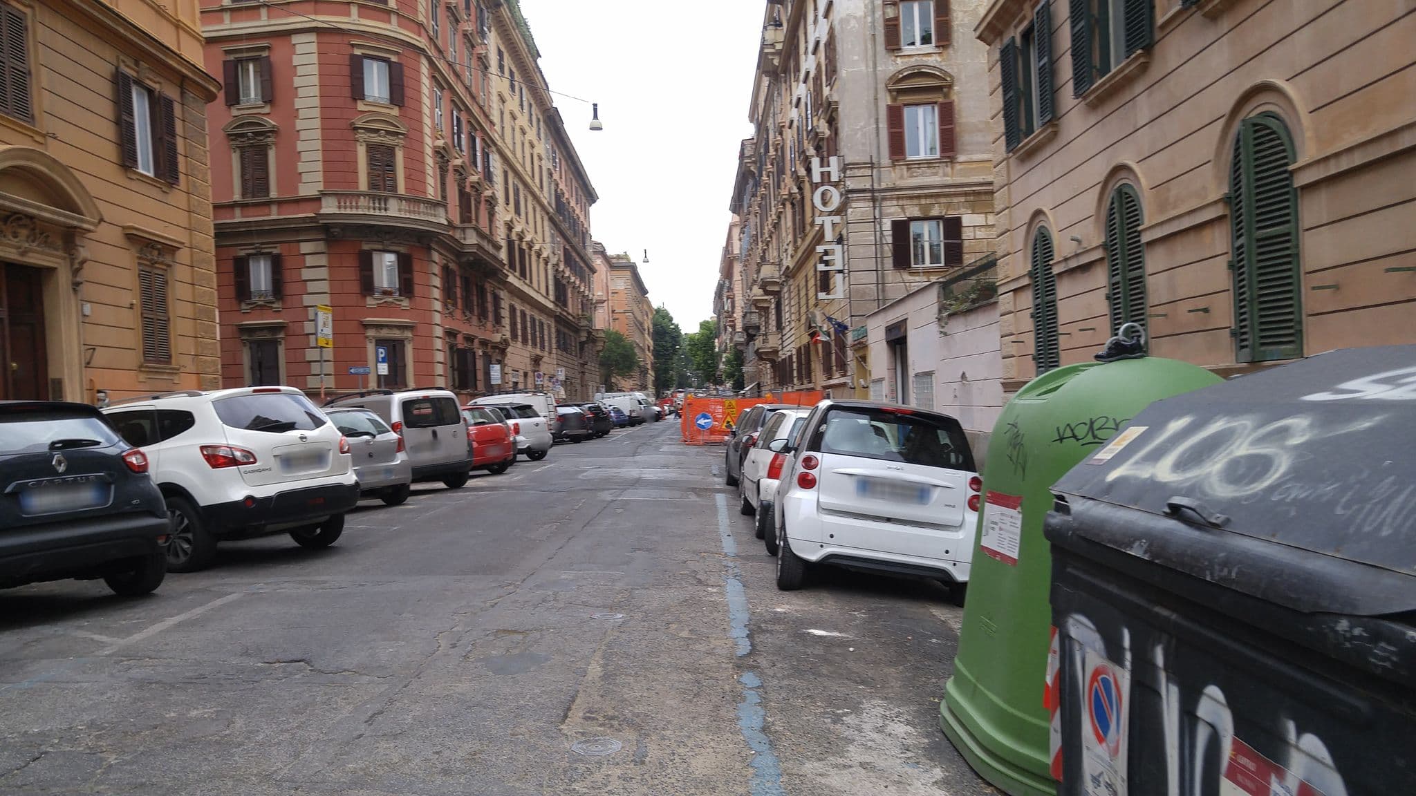 Street view near Ostello Bello, Celio — © eneerhut (CC BY-SA · Mapillary)