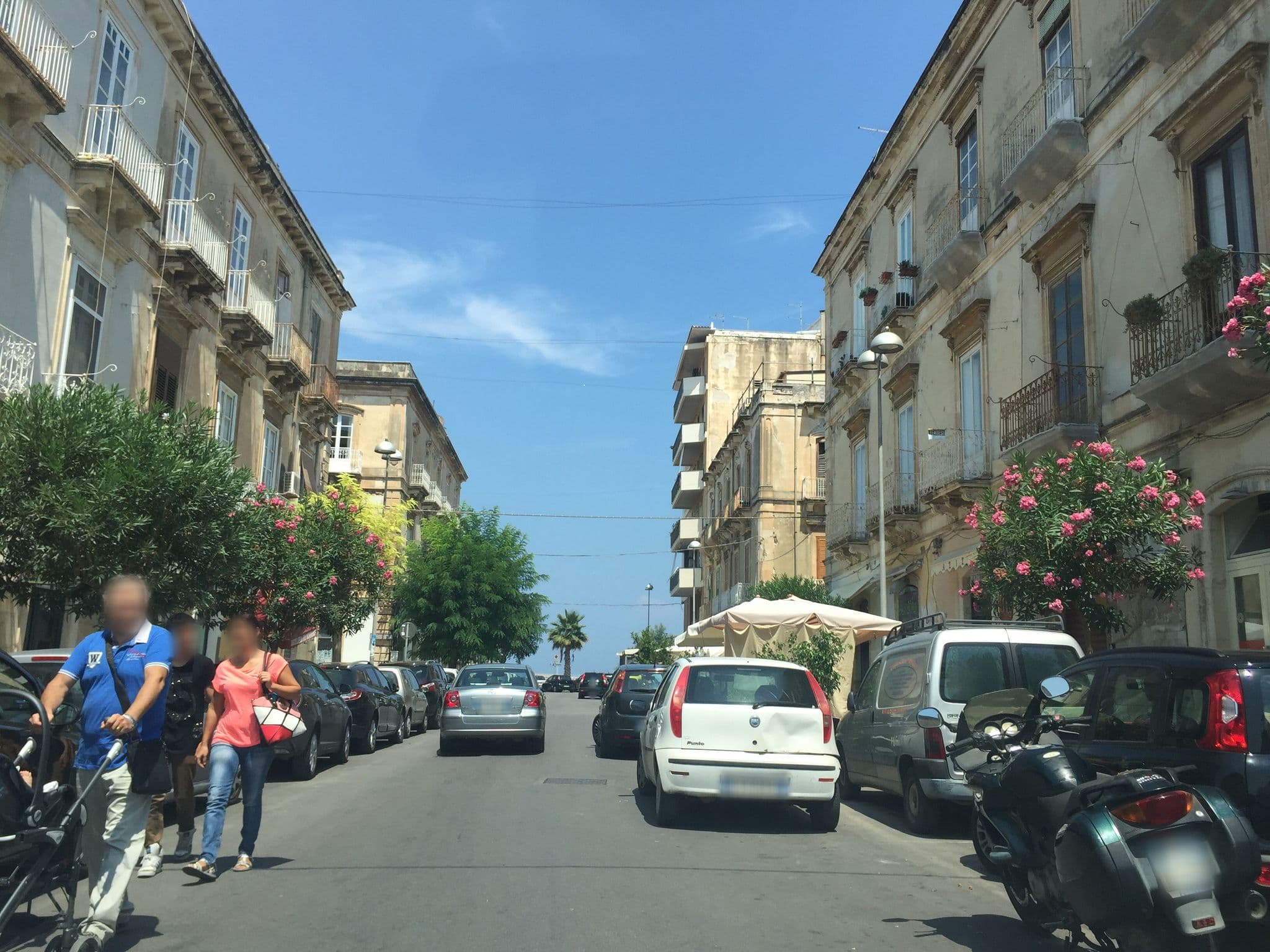 Street view near Casabella Apartments, Siracusa