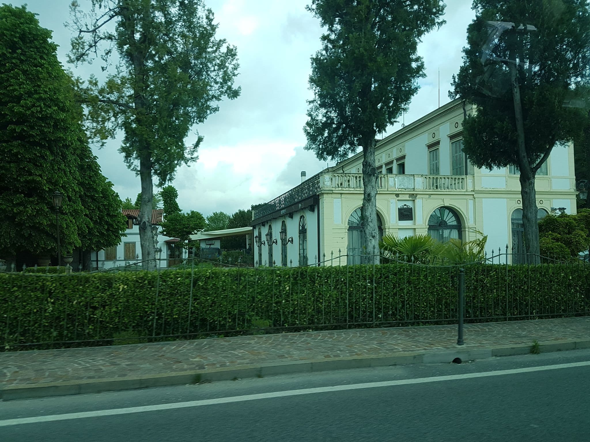 Street view near Villa Ducale, Dolo — © bcostacurta (CC BY-SA · Mapillary)