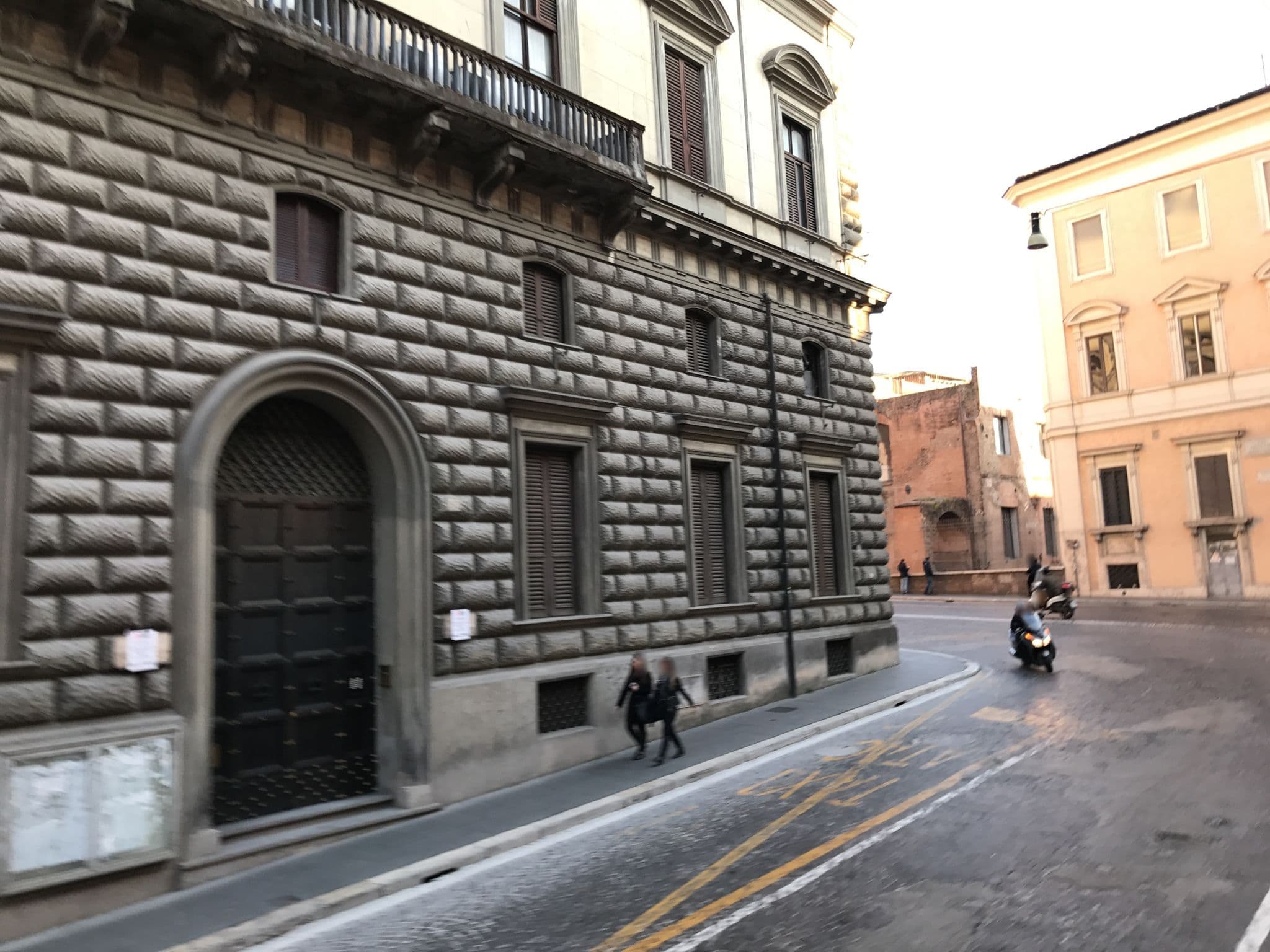 Street view near Residenza Torre Colonna, Pigna — © fundacja_geolife (CC BY-SA · Mapillary)