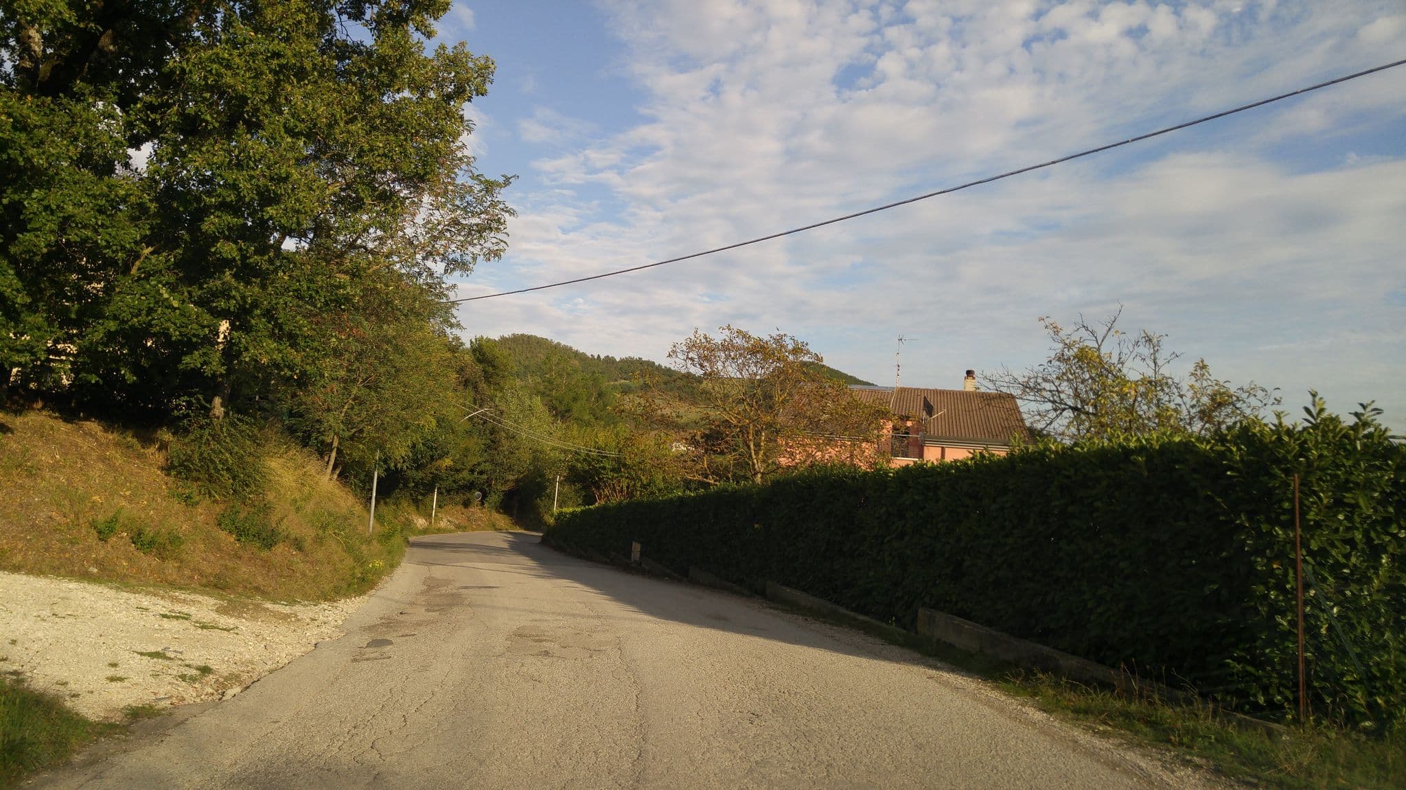 Street view near L'officina di Leo, Cagli — © sorcrosc (CC BY-SA · Mapillary)
