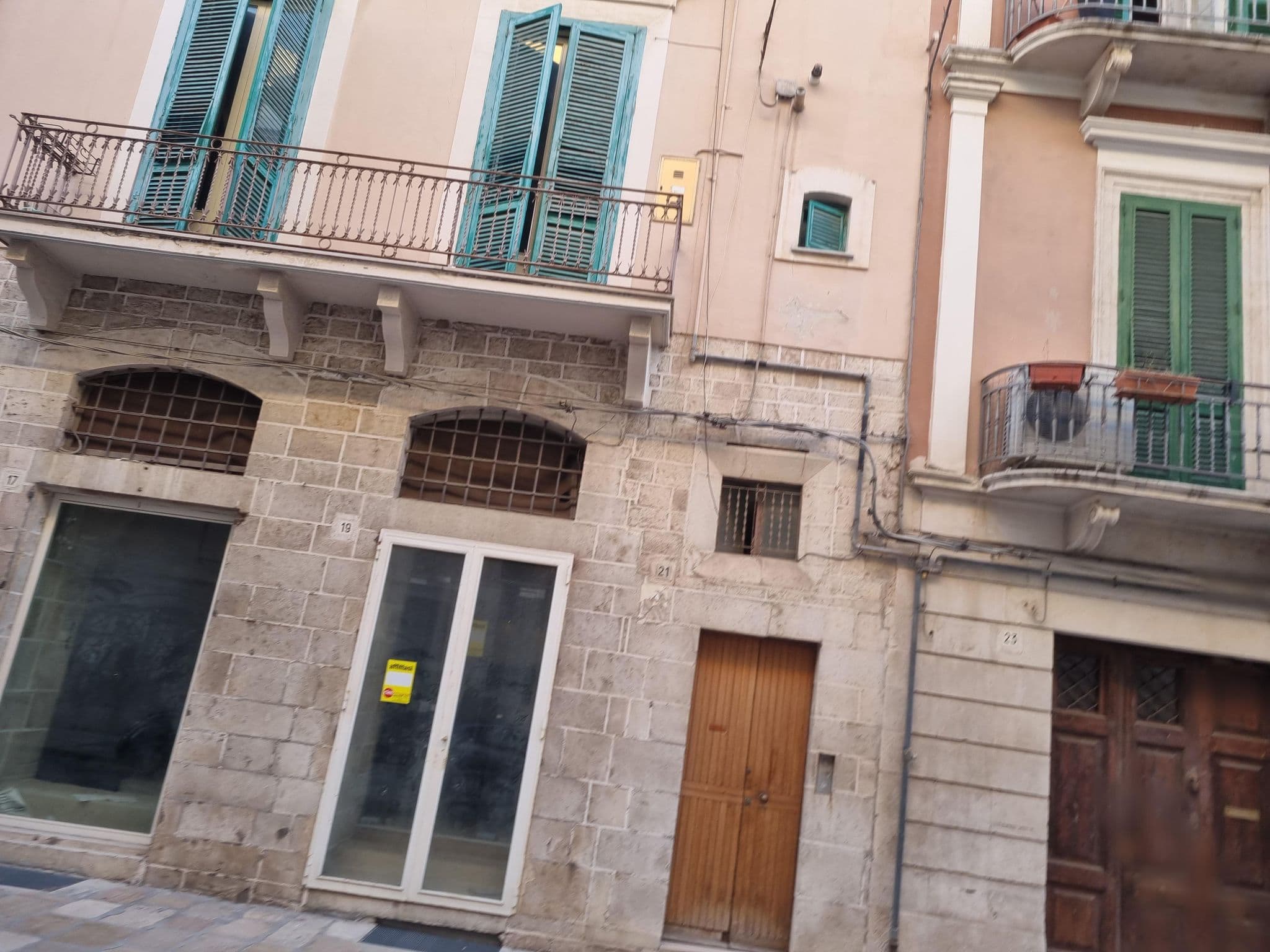 Street view near Casa Nazareth, Barletta — © drewh01 (CC BY-SA · Mapillary)