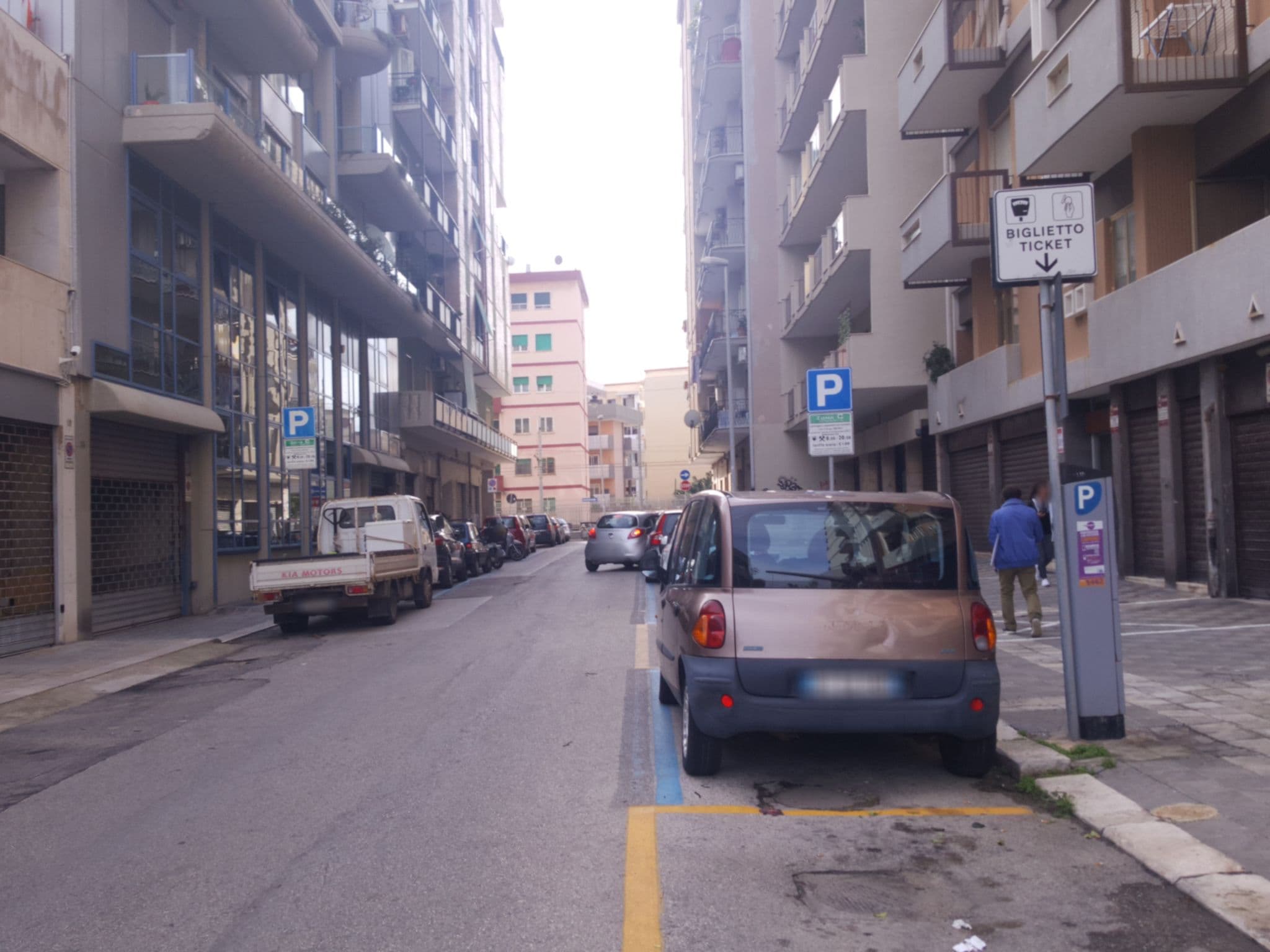 Street view near VITA LENTA12, Bari — © mattia_falco (CC BY-SA · Mapillary)