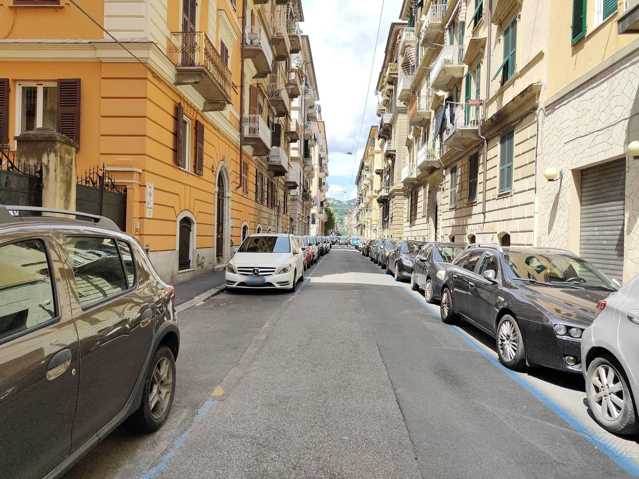 Street view near Loft 19, La Spezia — © omfg_notpr (CC BY-SA · Mapillary)