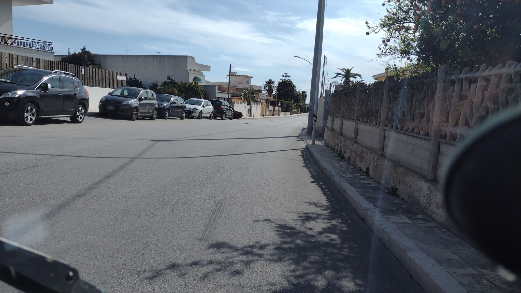 Street view near Shining, Avola — © notobiene (CC BY-SA · Mapillary)