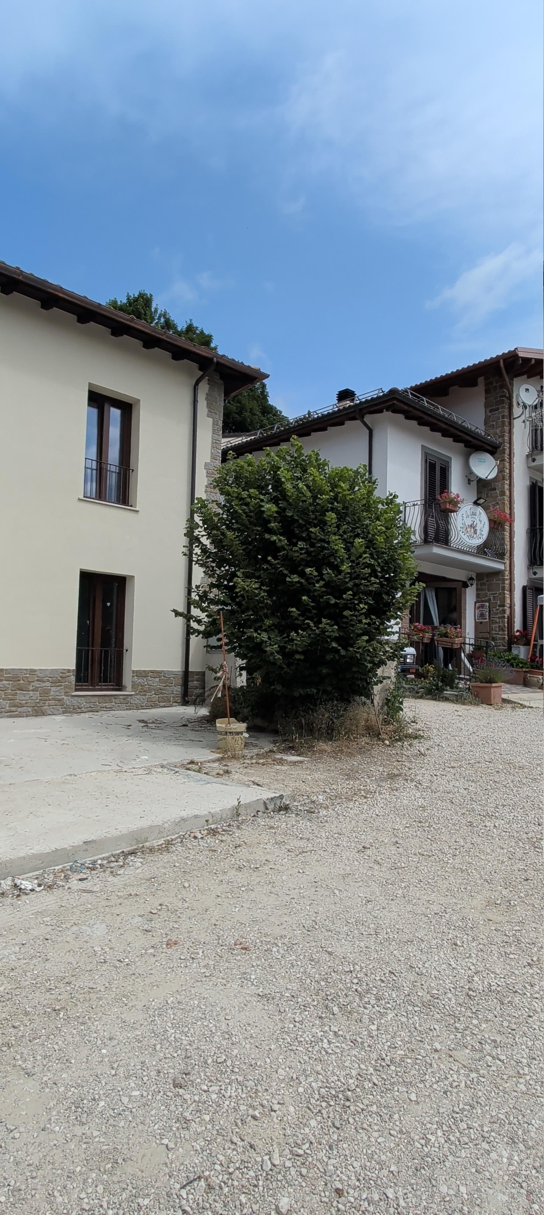Street view near Agriturismo A Casa Mia, Amatrice — © mfortini (CC BY-SA · Mapillary)