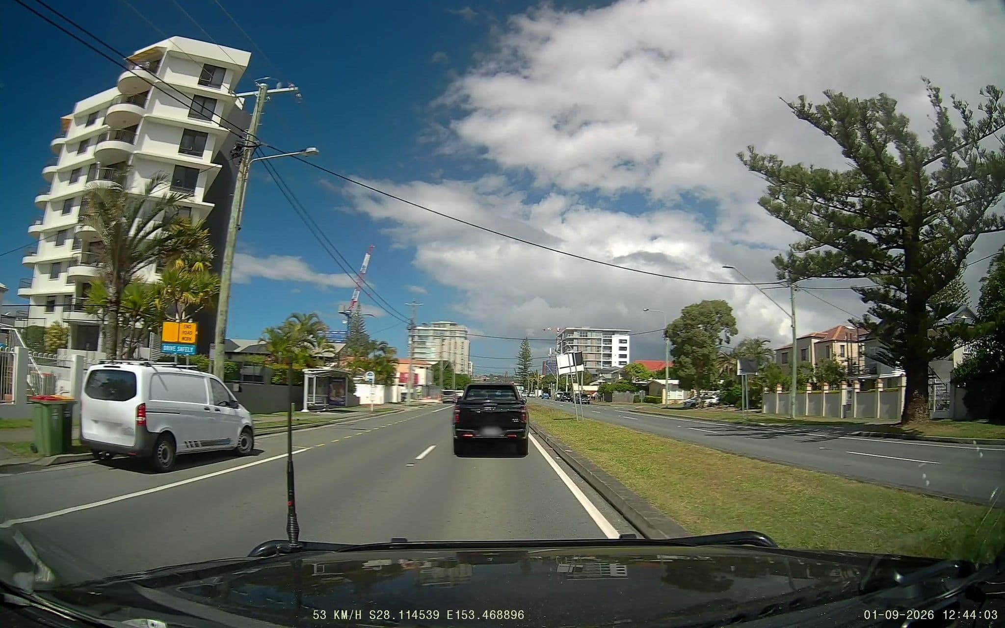 Street view near Seascape Holiday Apartments, Palm Beach — © fizzie (CC BY-SA · Mapillary)